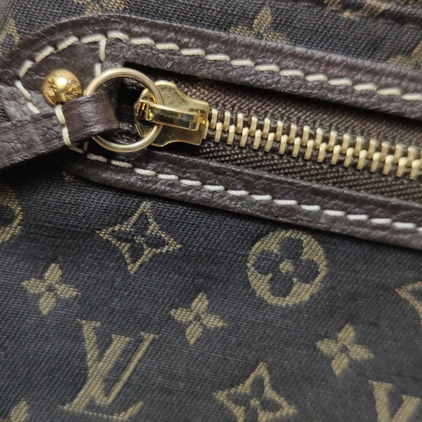 Preloved GLM-Monogram Canvas Zipper Handbag 250405781136086