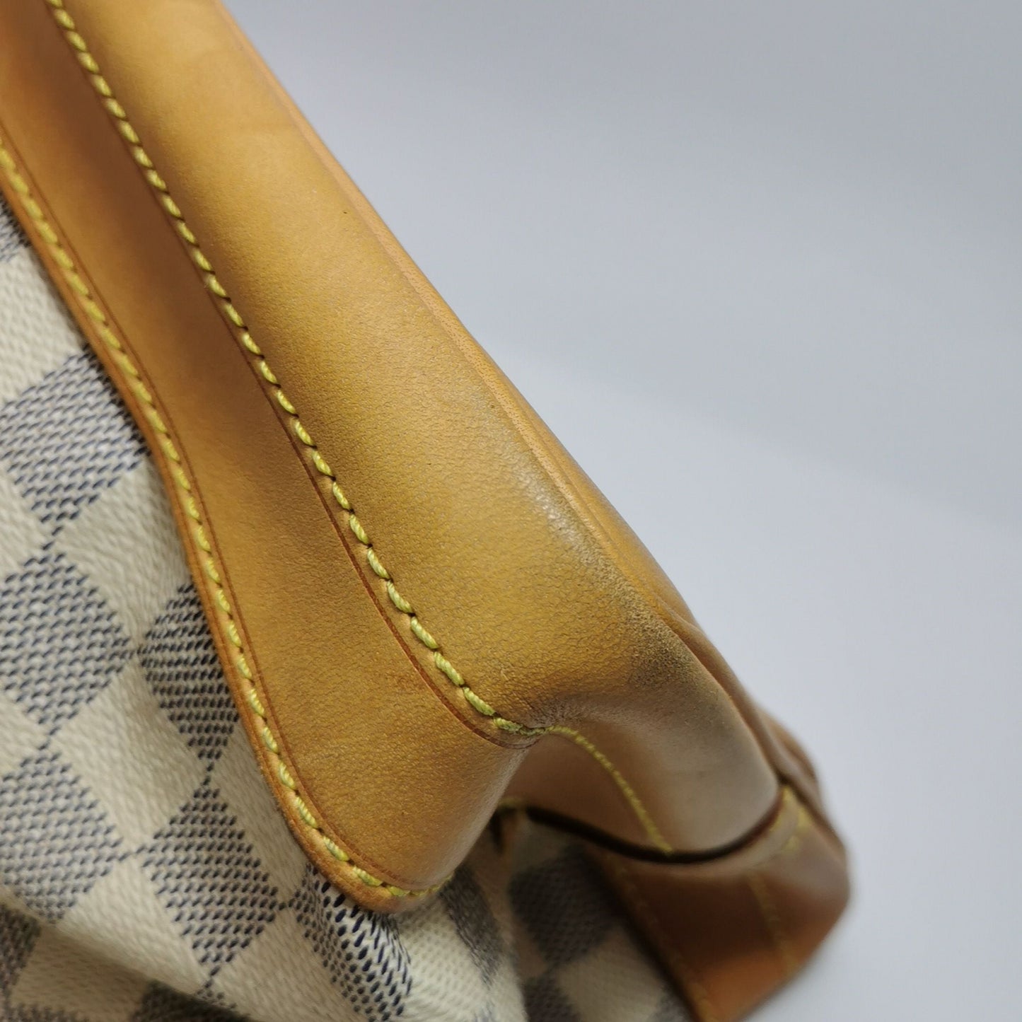 Preloved GLM-NOE Large Checkered Drawstring Shoulder Bag 250403781133759