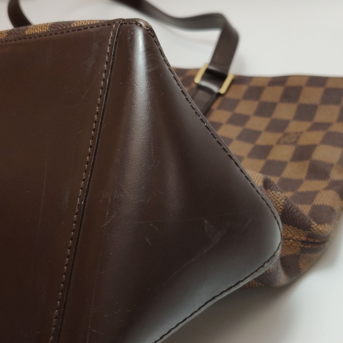 Preloved GLM-Checkered Zipper Shoulder Bag 250402781132001