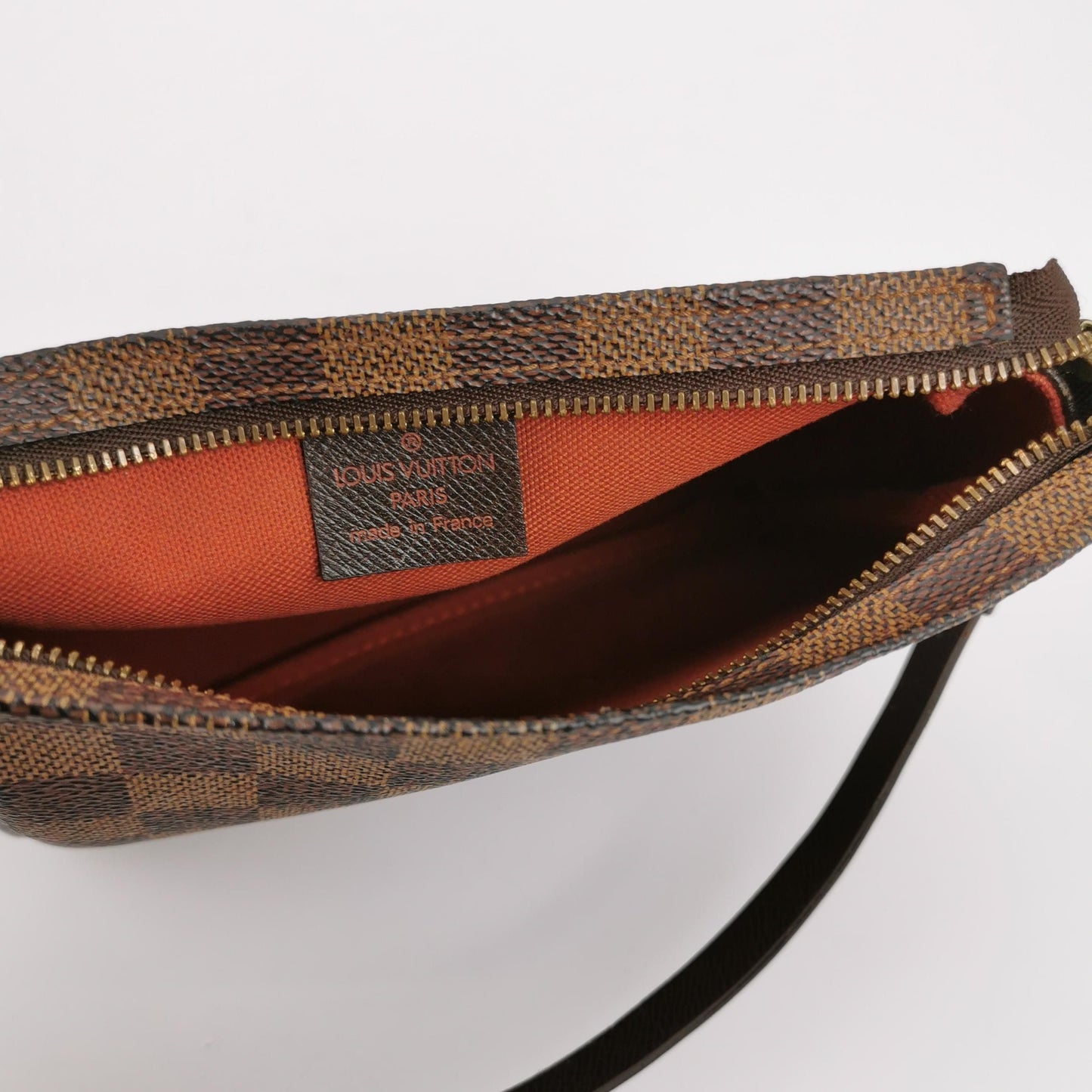 Preloved GLM-Trousse Makeup Leather Checkered  Hobo Handbag 047850300402