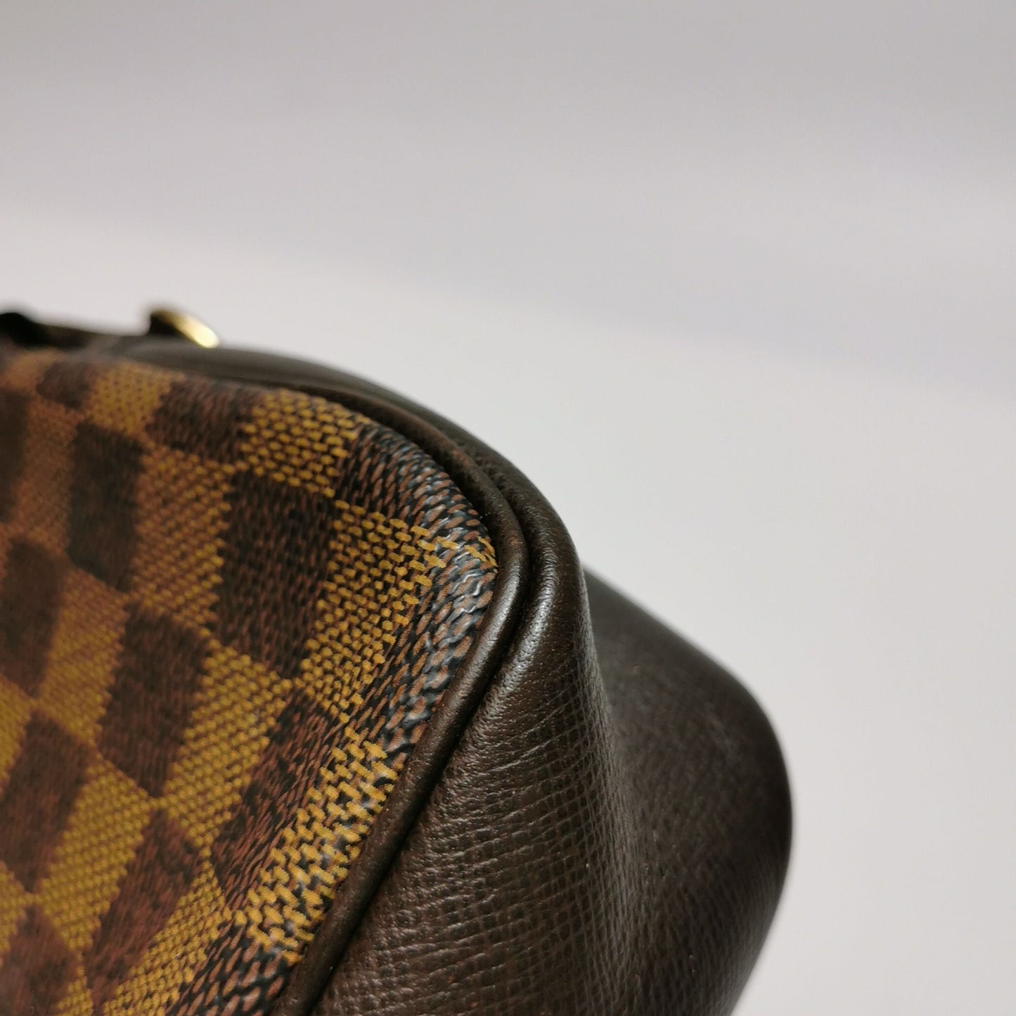 Preloved GLM-Trousse Makeup Leather Checkered Zip  Hobo Handbag 250330781126998