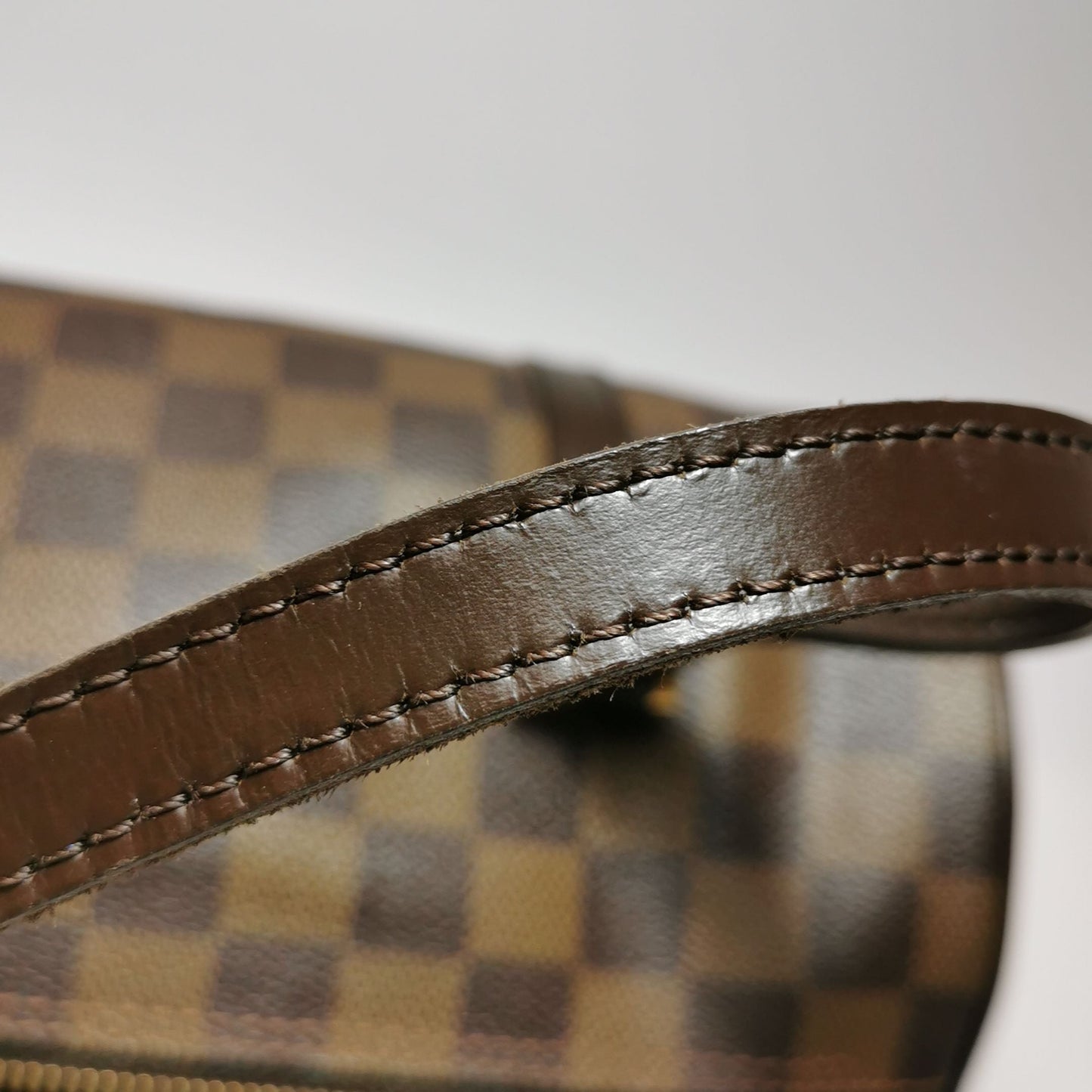 Preloved GLM-Papillon Medium Checkerboard Cylinder Bag 250328781124581