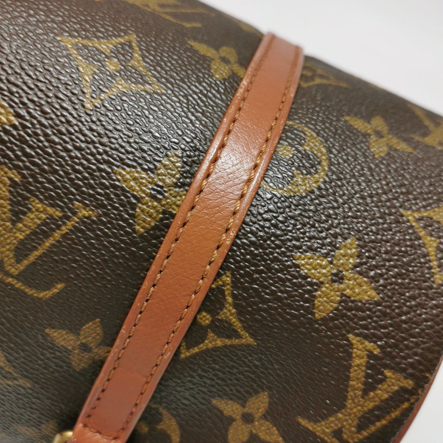 Preloved GLM-Papillon Medium Monogram Canvas  Round Barrel Handbag 250327781123160