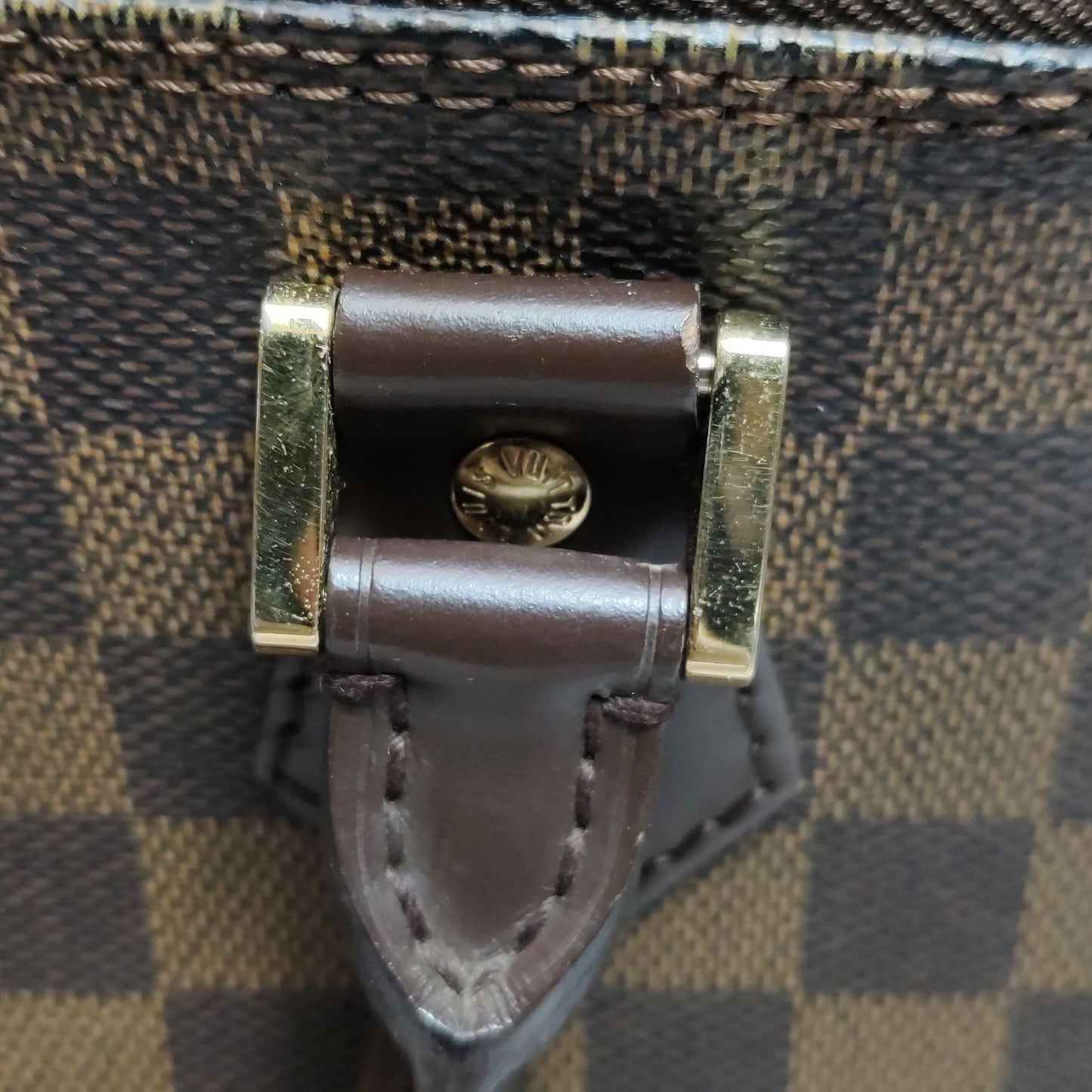 Preloved GLM-Alma Small Checkered Leather Shell Handbag 24092078872386