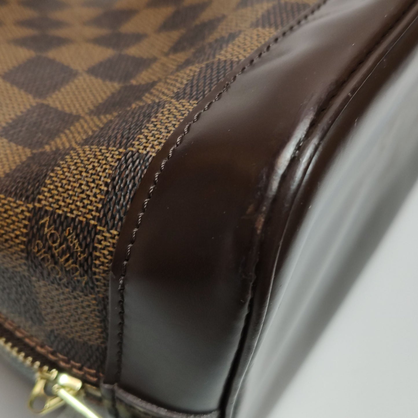 Preloved GLM-Alma Small Checkered Leather Shell Handbag 24092078872386
