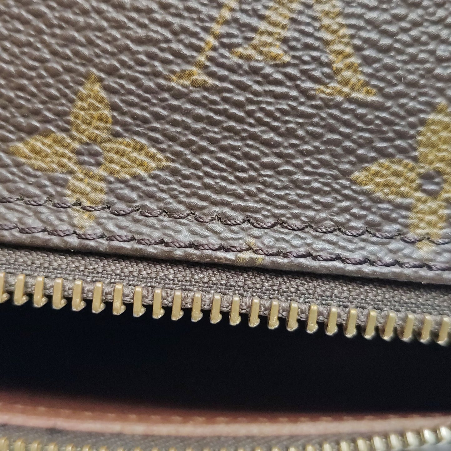 Preloved GLM-Papillon Large Monogram Canvas Round Bag Handbag 250325781120535