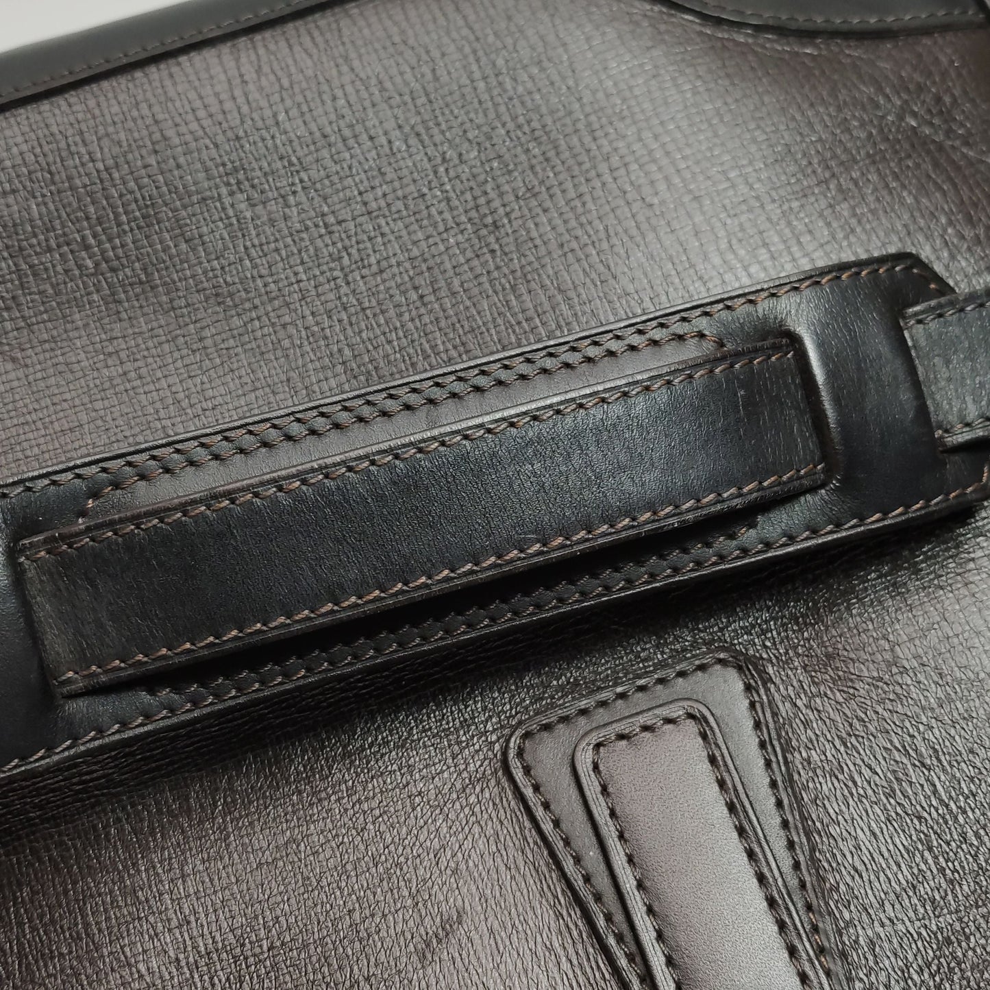 Preloved GLM-Leather Zip Crossbody Shoulder Bag 250324781119236