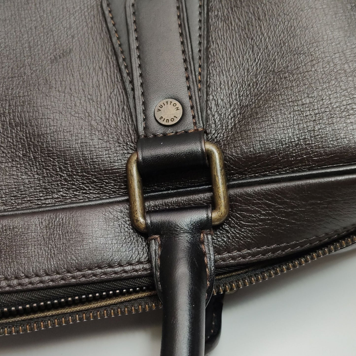 Preloved GLM-Leather Zip Crossbody Shoulder Bag 250324781119236