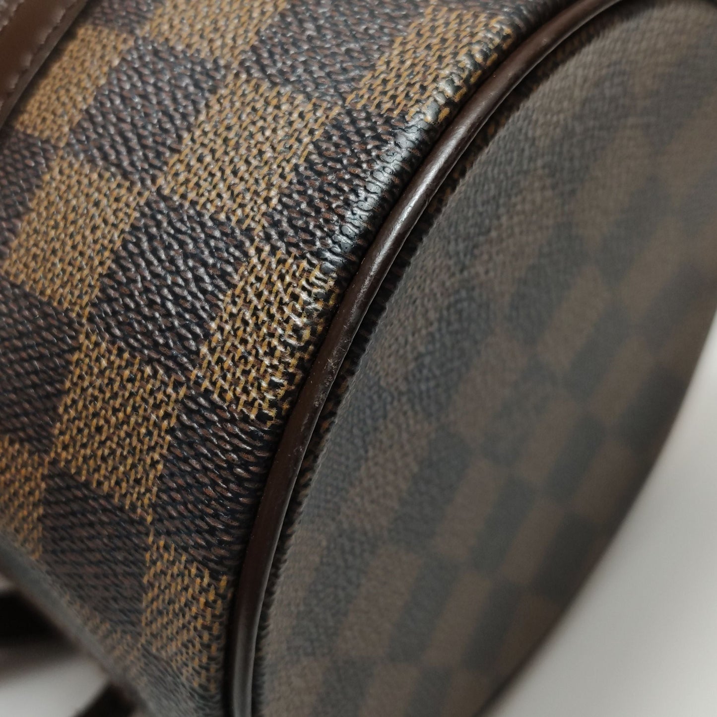 Preloved GLM-Papillon Medium Checkerboard Round Barrel Handbag 250325781120492