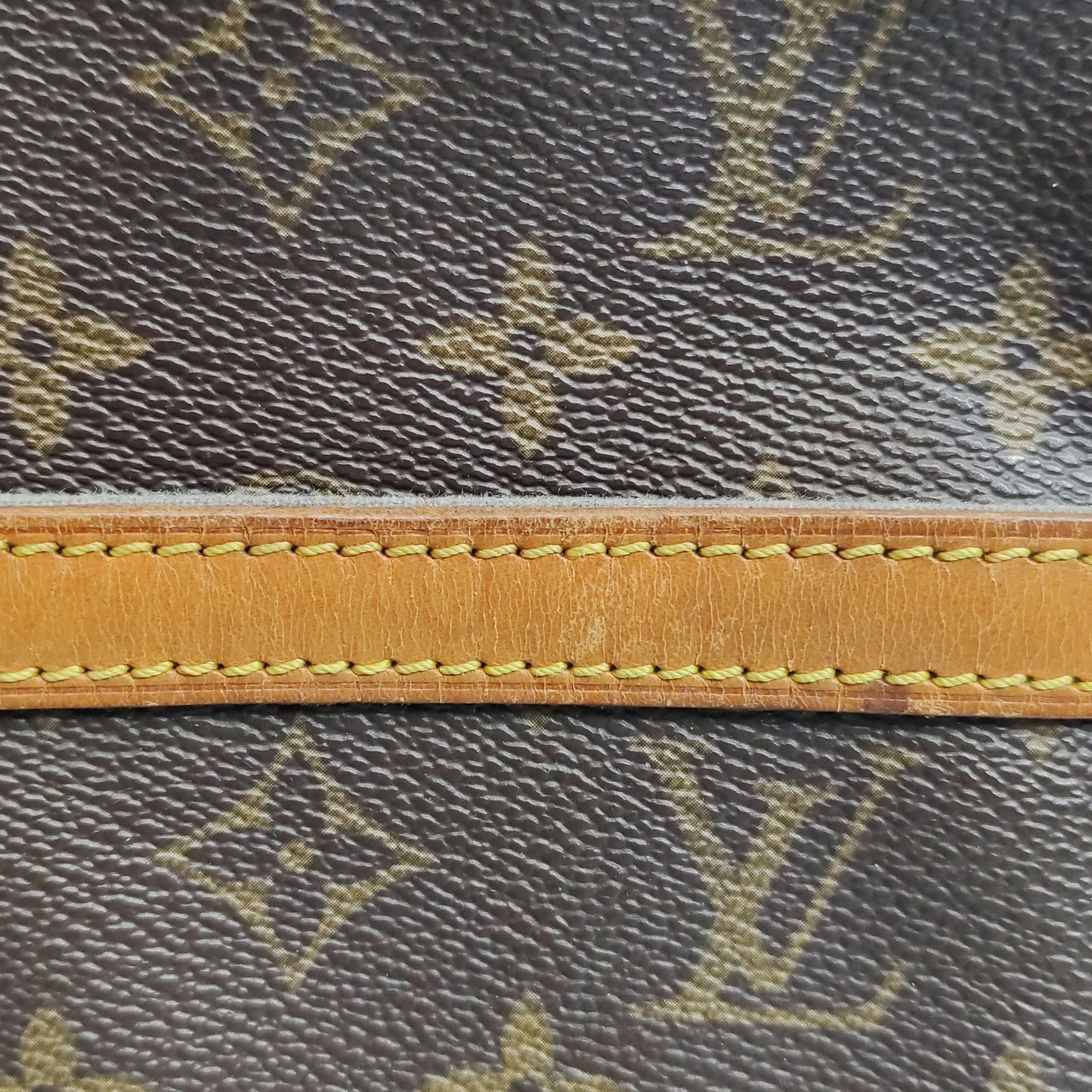 Preloved GLM-Amazone Camera Bag Monogram Print with Front Zip Pocket  Crossbody Bag 250323781116799