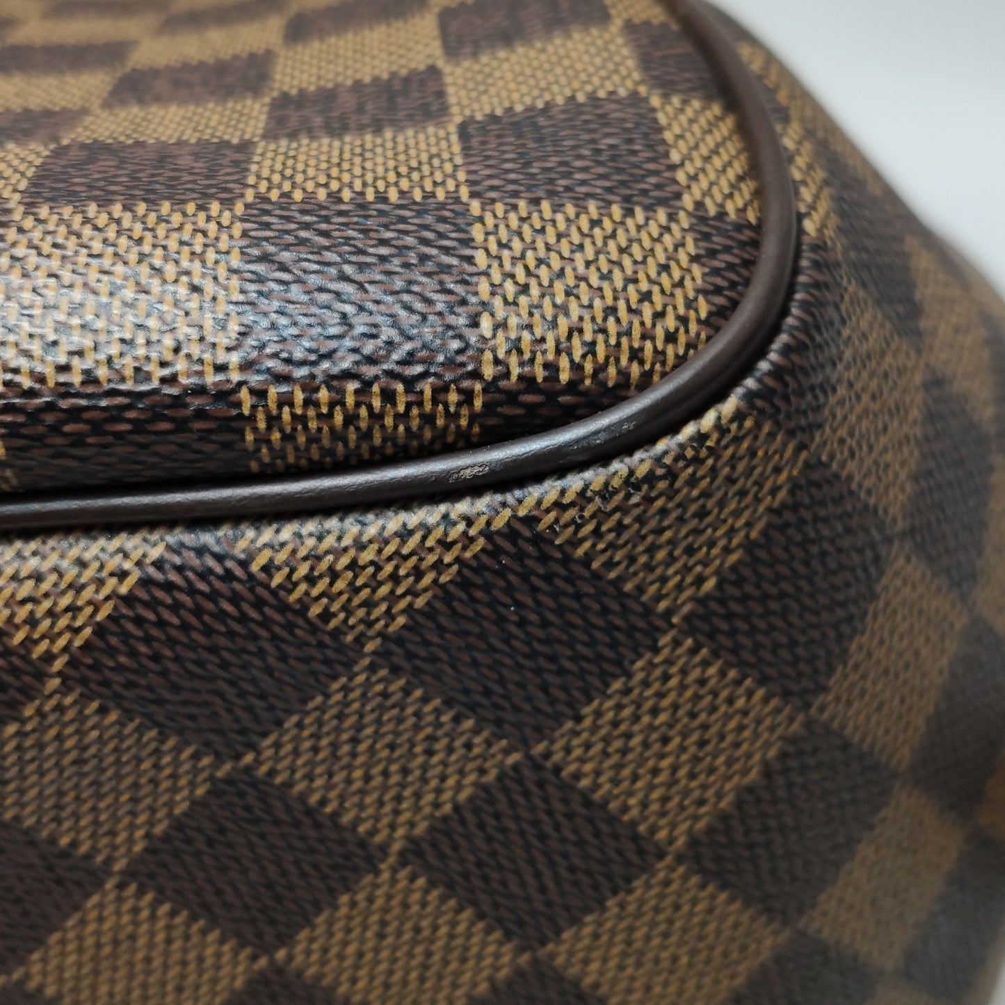Preloved GLM-Belem Leather Checkerboard Pocket Lunch Box Shoulder Bag 250320781113244