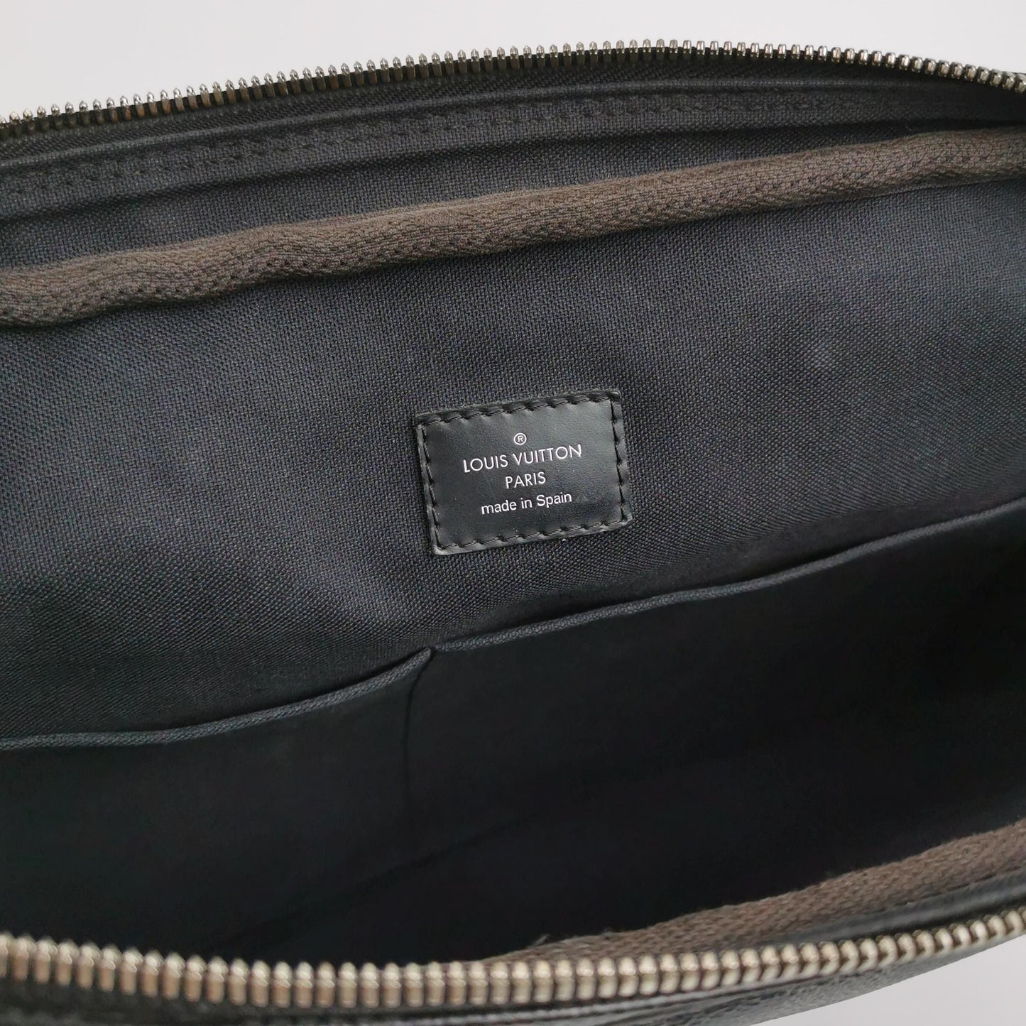 Preloved GLM-Porte-Documents Voyage Checkered Crossbody Shoulder Bag 037852100126