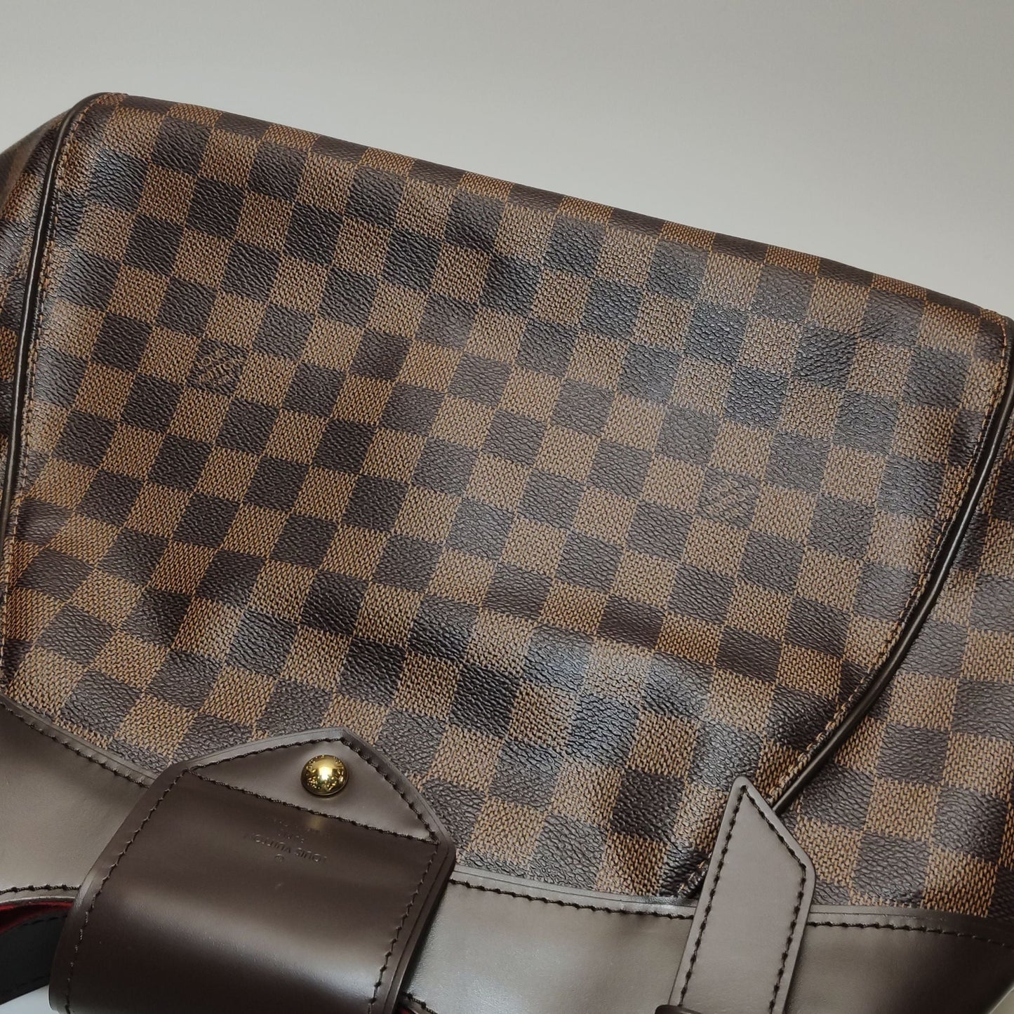 Preloved GLM-Sistina Large Leather Checkerboard Snap Shoulder Bag 250316781107755