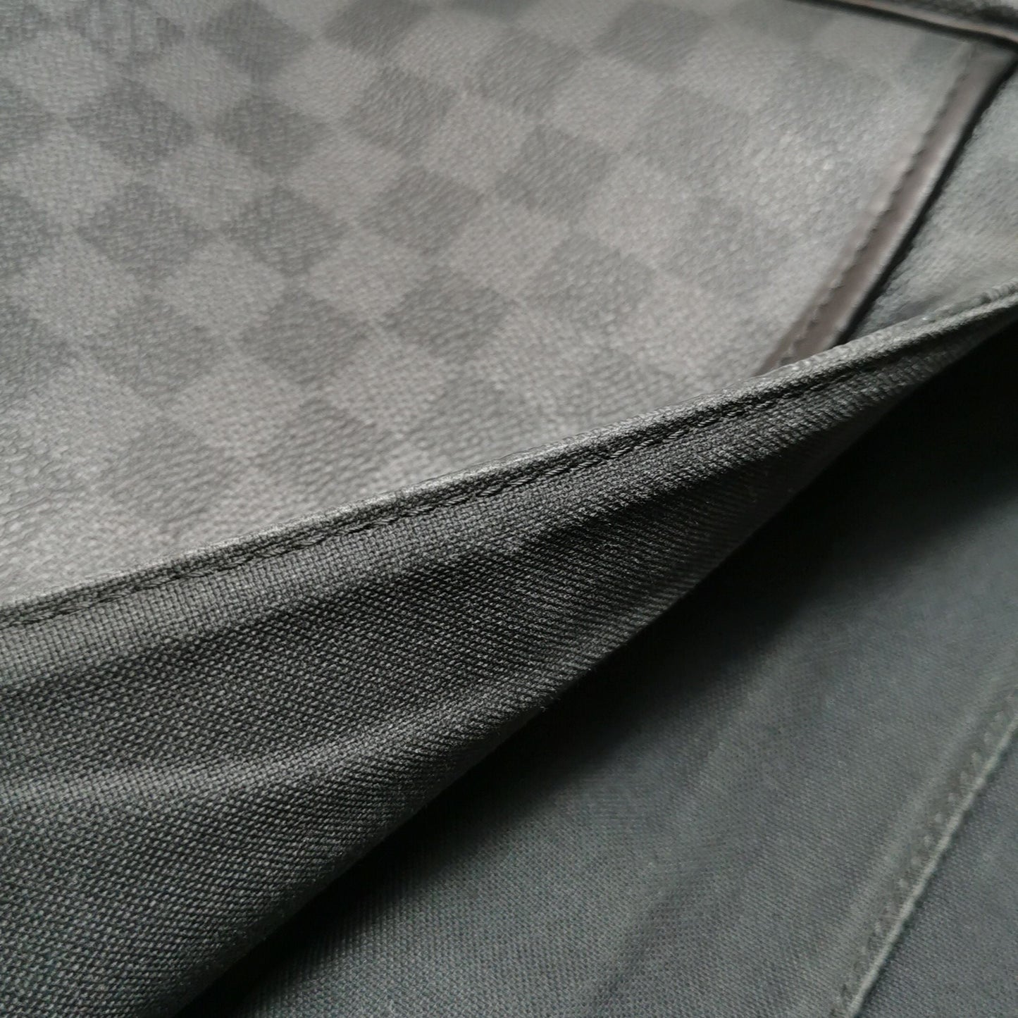 Preloved GLM-Leather Checkerboard Flap Messenger Crossbody Bag 250215781064794