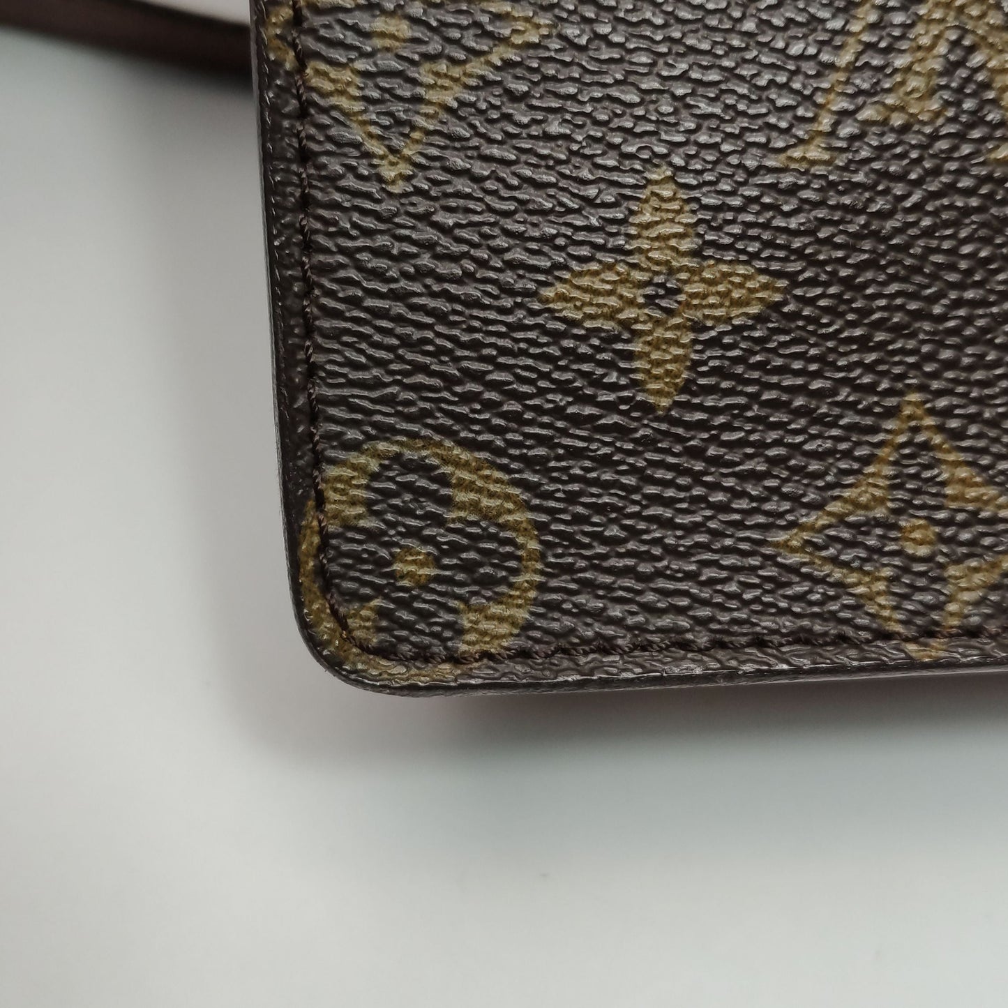 Preloved GLM-Monceau Small Monogram S-lock Lock  Crossbody Shoulder Bag 250214781062519