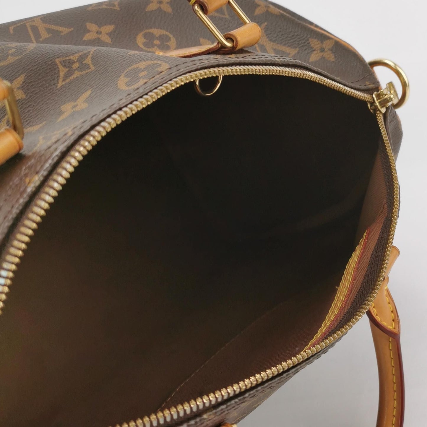 Preloved GLM-Speedy 30 Monogram Crossbody Bag 250526781209345