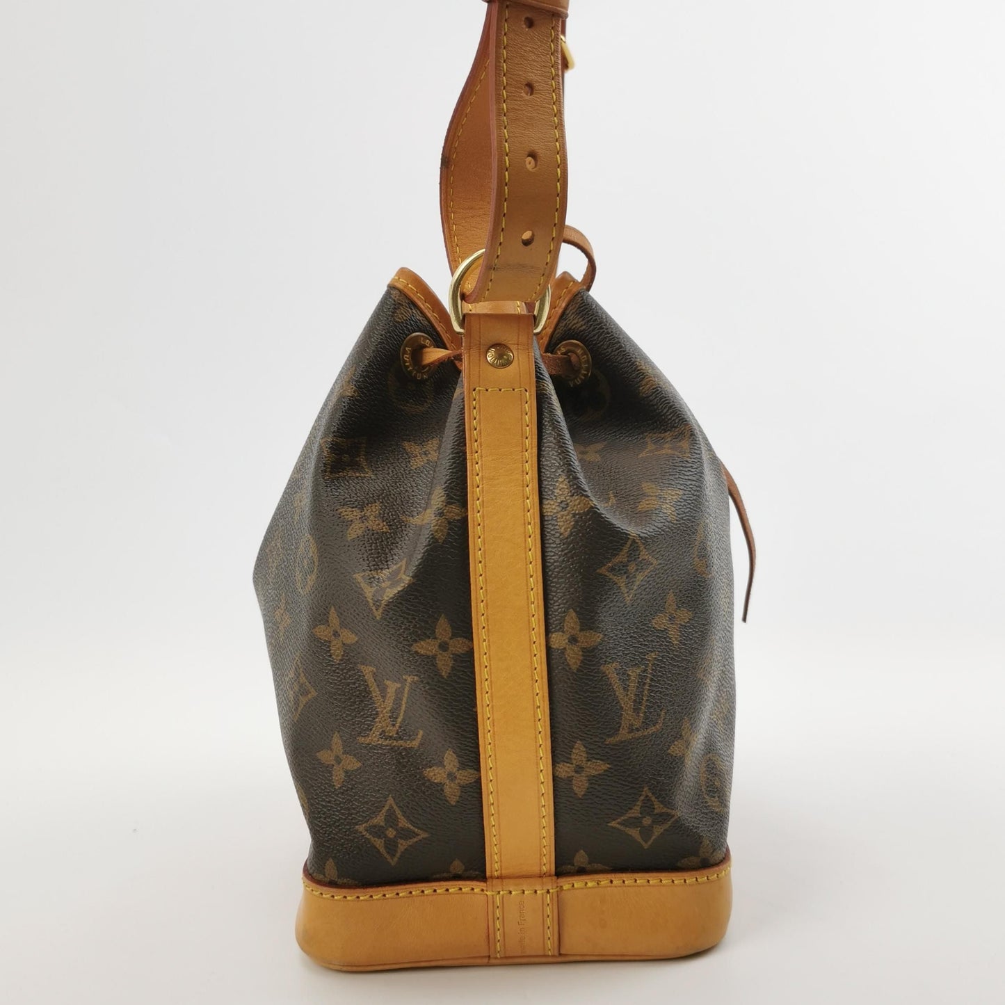 Preloved GLM-NOE BB Monogram Drawstring Crossbody Bag 250510781185913