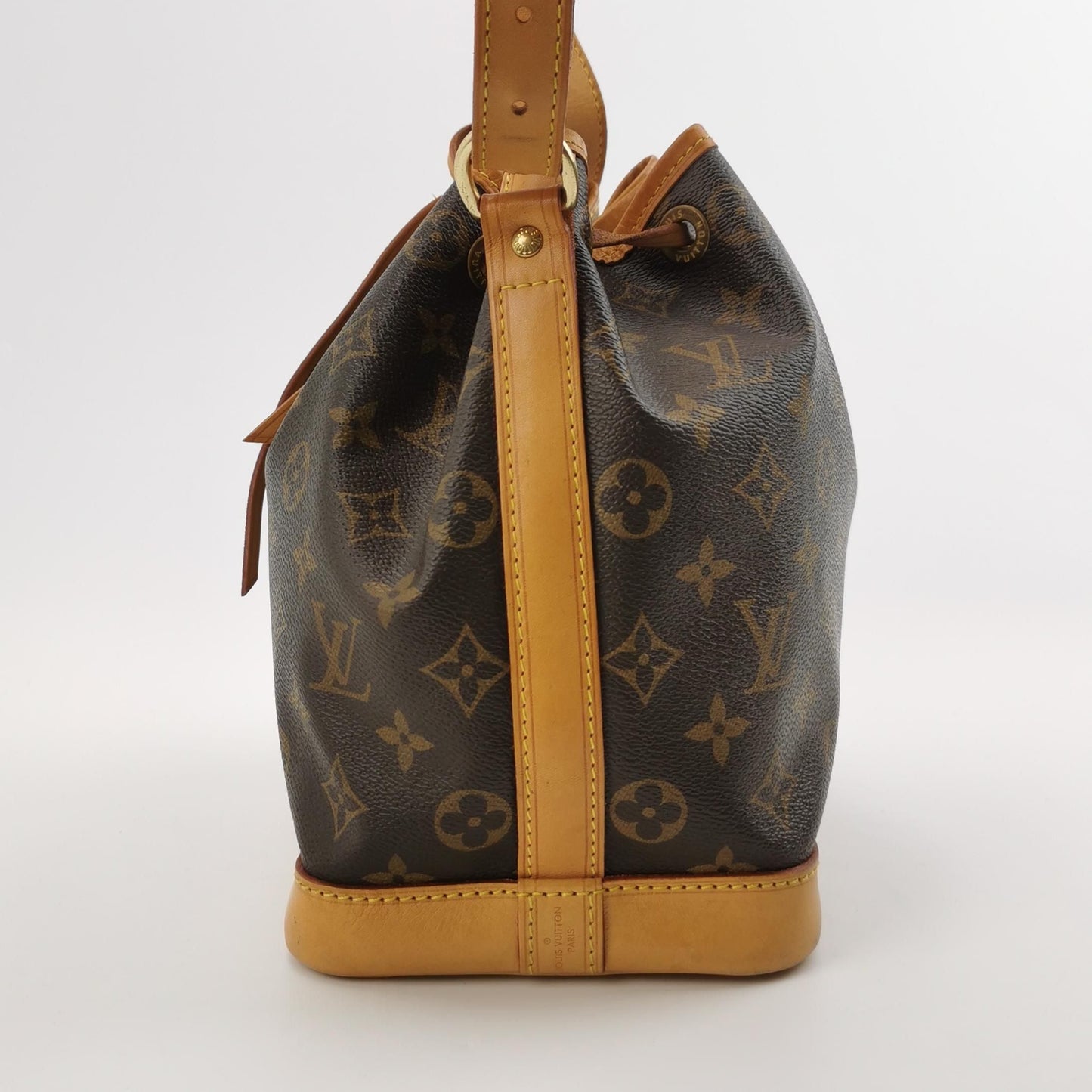 Preloved GLM-NOE BB Monogram Drawstring Crossbody Bag 250510781185913