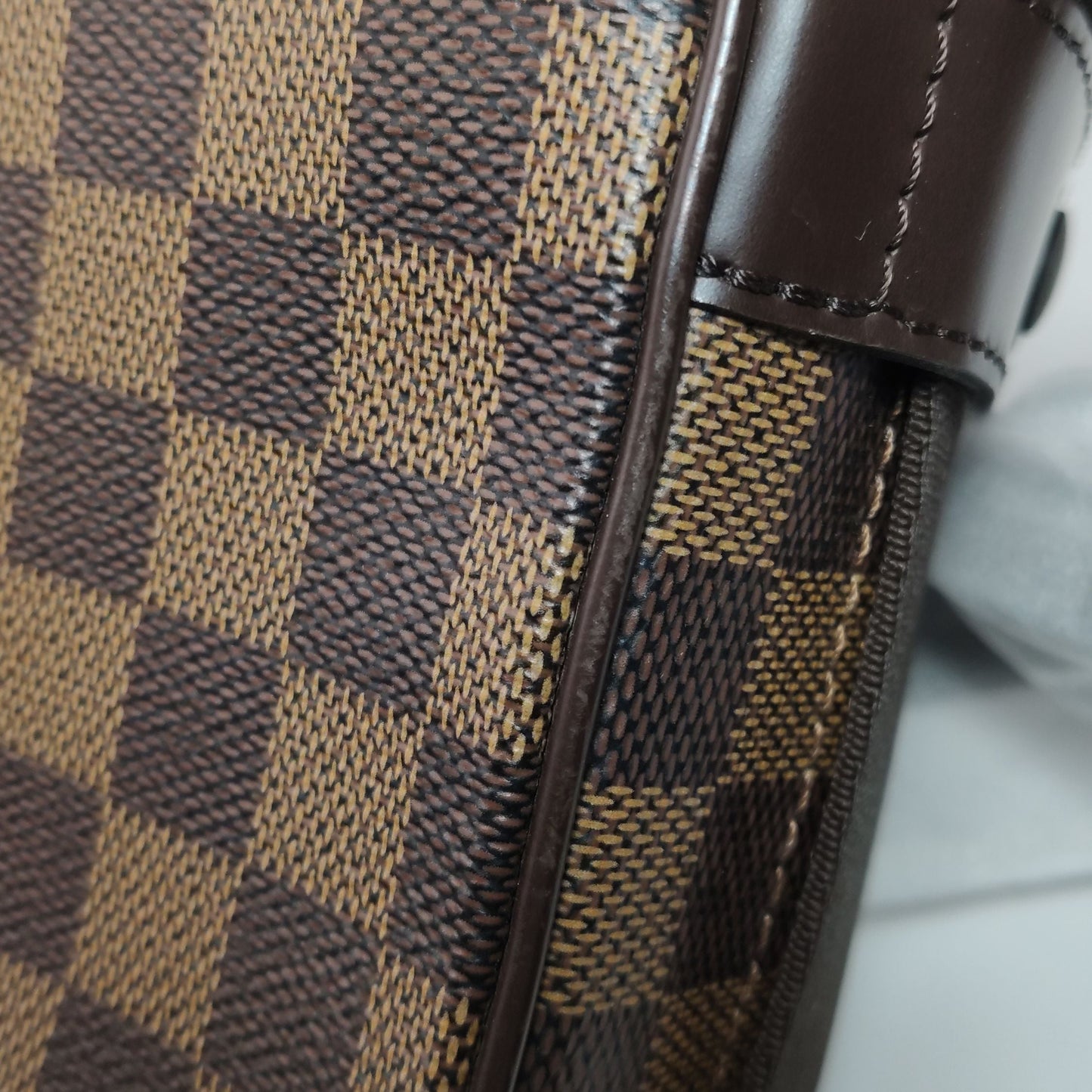 Preloved GLM-Olav Checkerboard Messenger Bag 250525781208068
