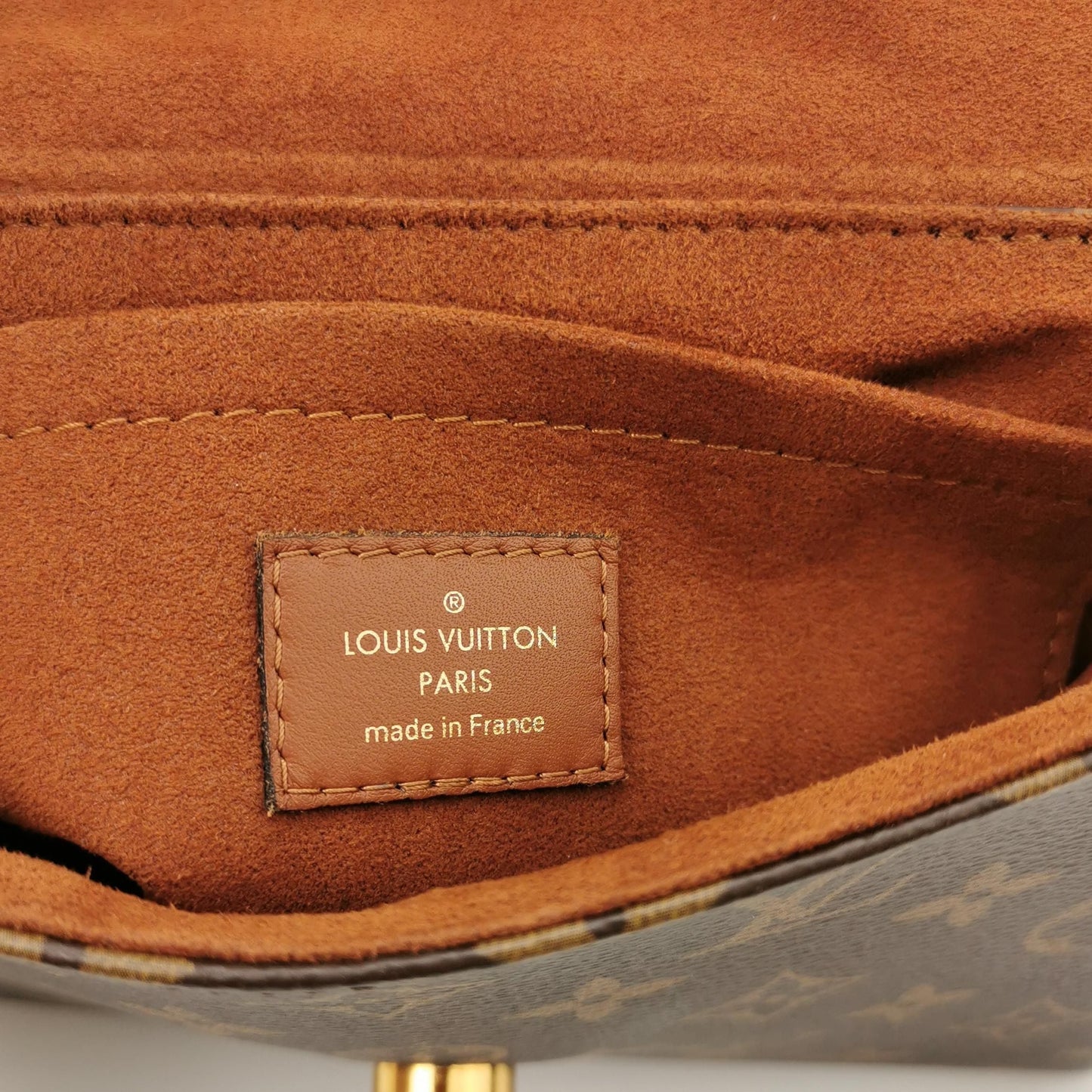 Preloved GLM-Locky BB Leather Monogram Lock Crossbody Bag 250519781199148