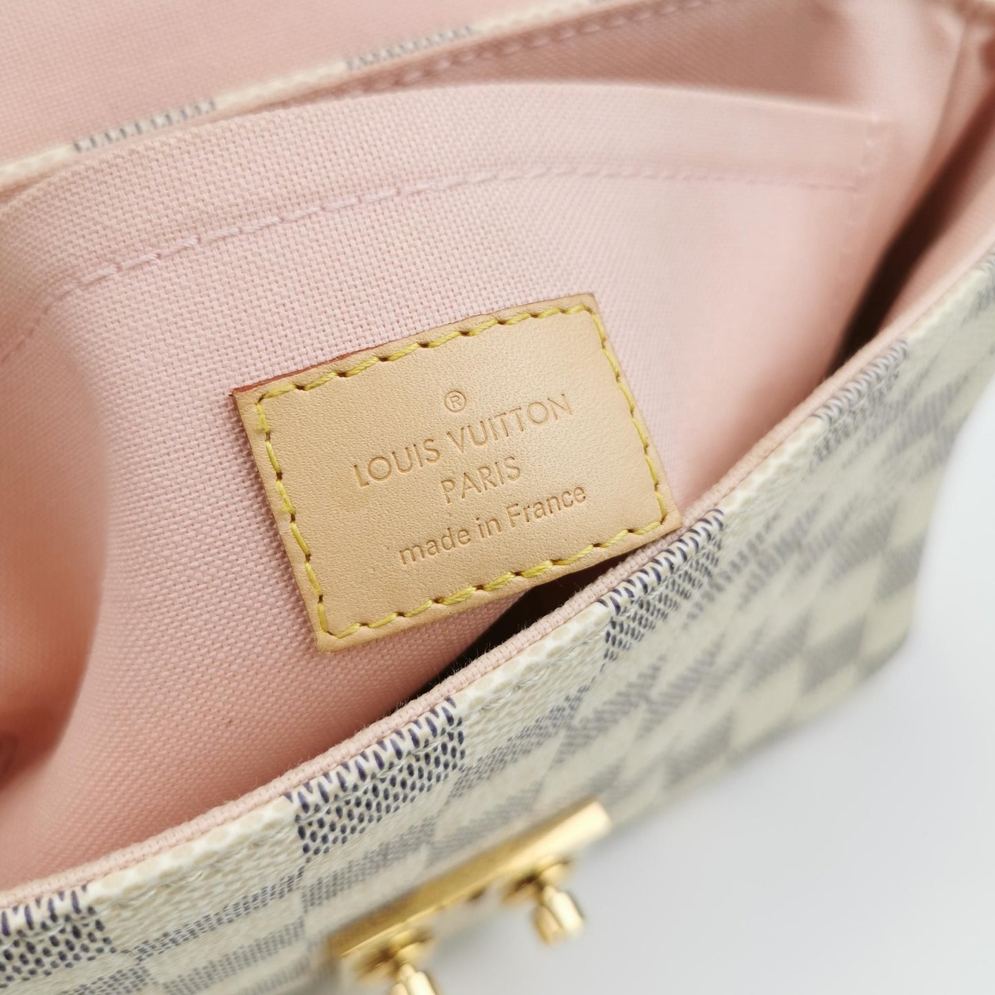 Preloved GLM-Croisette Checkered Tassel S-lock Crossbody Bag 250518781196944