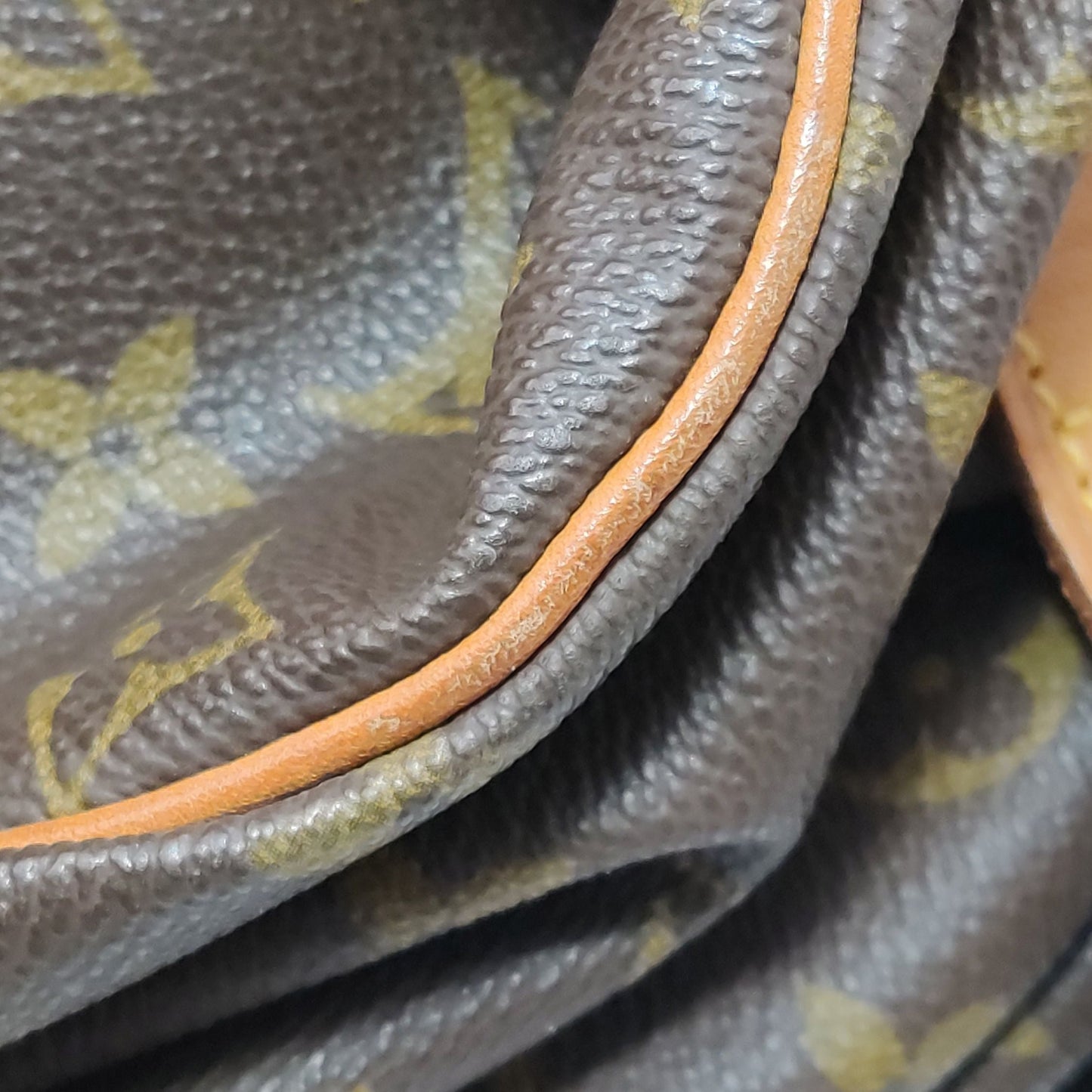 Preloved GLM-Saumur Twins Medium Vegetable Tanned Leather Monogram Print Belt Buckle  Crossbody Bag 250513781190160