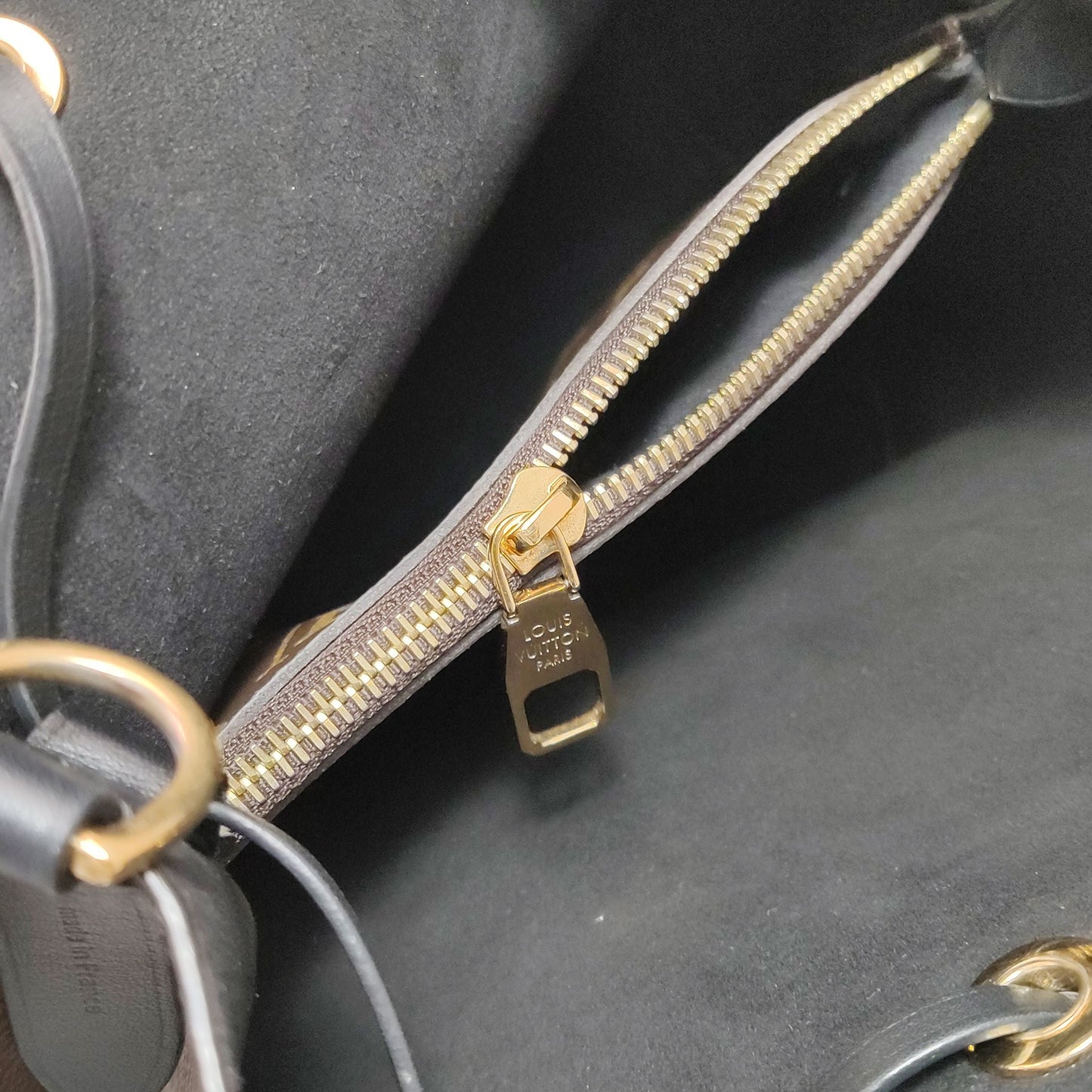 Preloved GLM-NÃ‰ONOÃ‰ Medium Monogram Canvas Drawstring Crossbody Bag 057851400111
