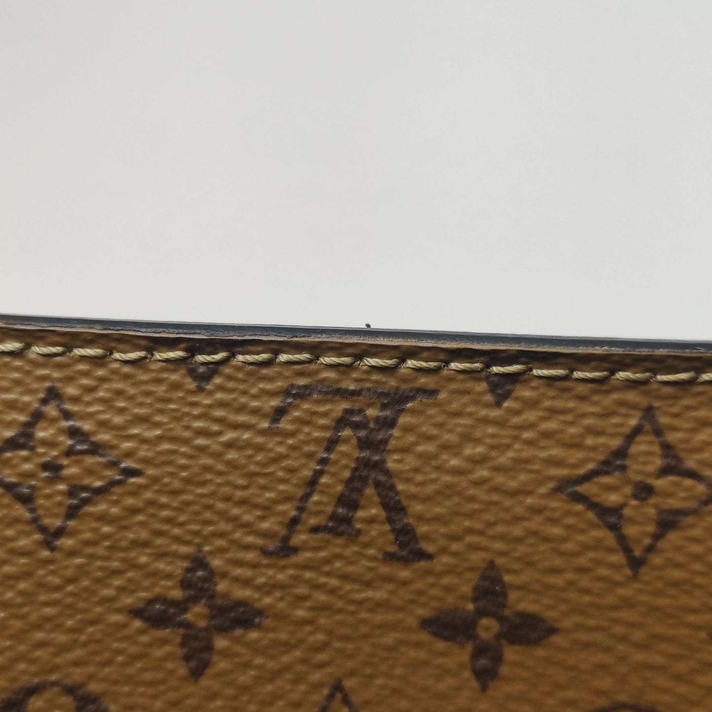 Preloved GLM-Trunk Clutch Soft Monogram S-lock Crossbody Bag with Chip 250501781174052