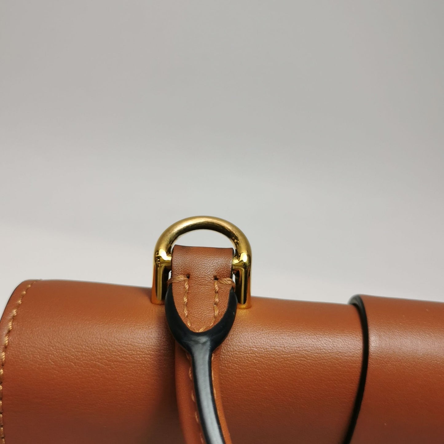 Preloved GLM-LockyBB Monogram Lock Crossbody Bag with Chip 250428781169307