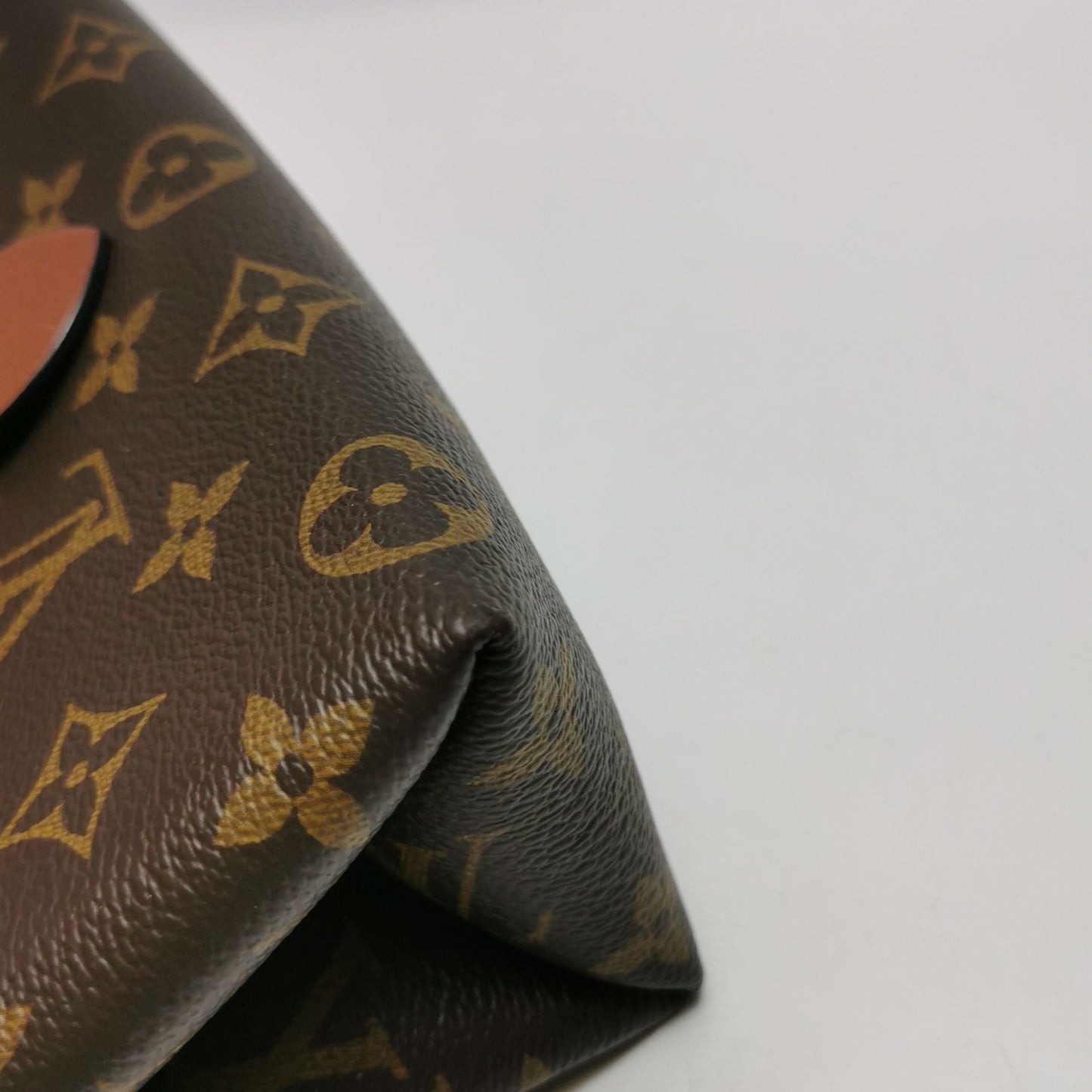 Preloved GLM-LockyBB Monogram Lock Crossbody Bag with Chip 250428781169307