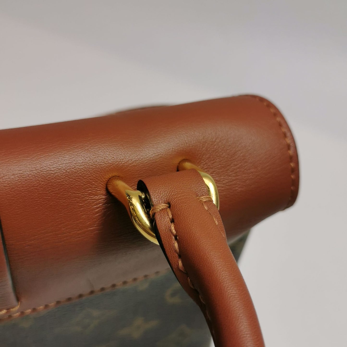 Preloved GLM-LockyBB Monogram Lock Crossbody Bag with Chip 250428781169307