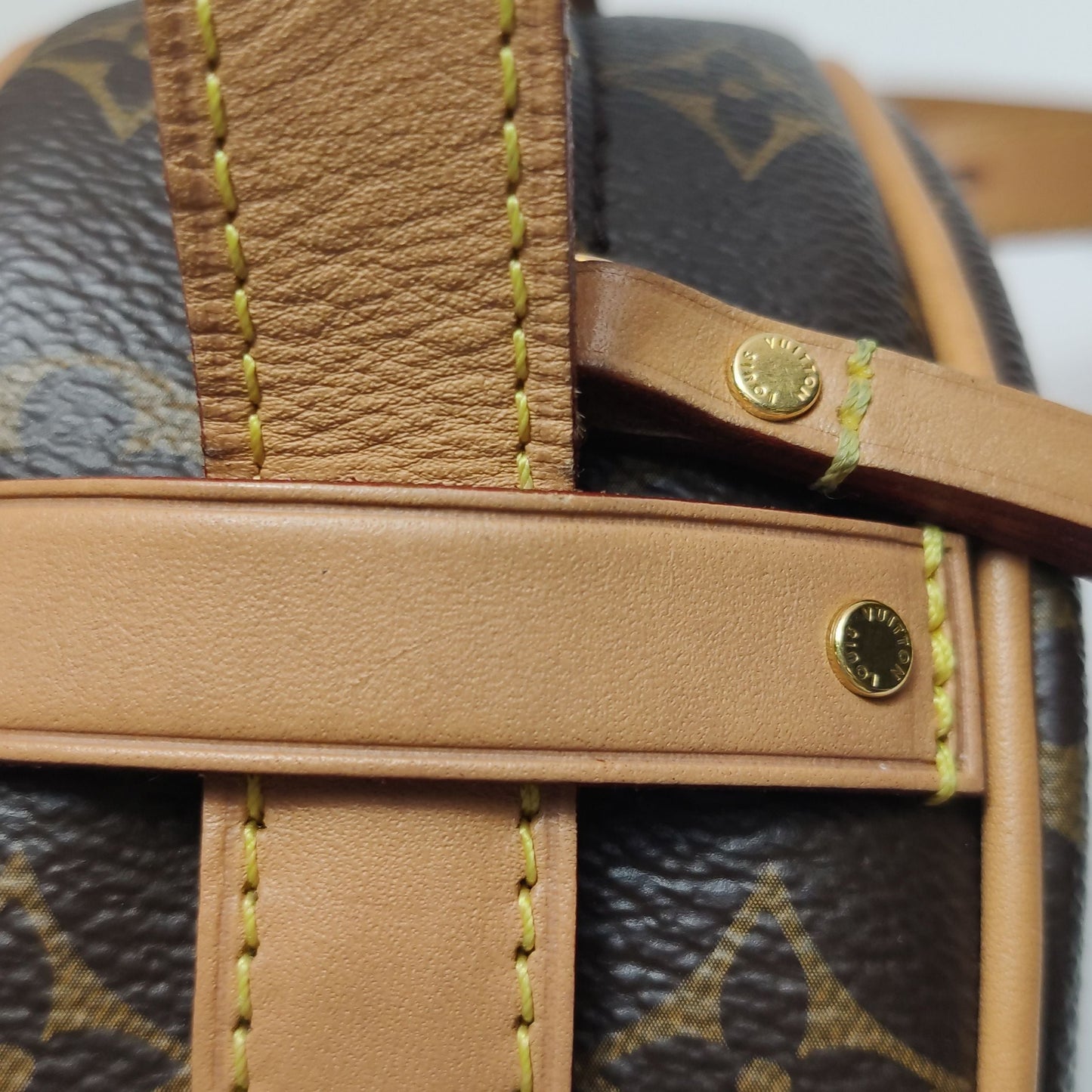 Preloved GLM-Boite Chapeau Small Monogram Crossbody Bag 250430781172780
