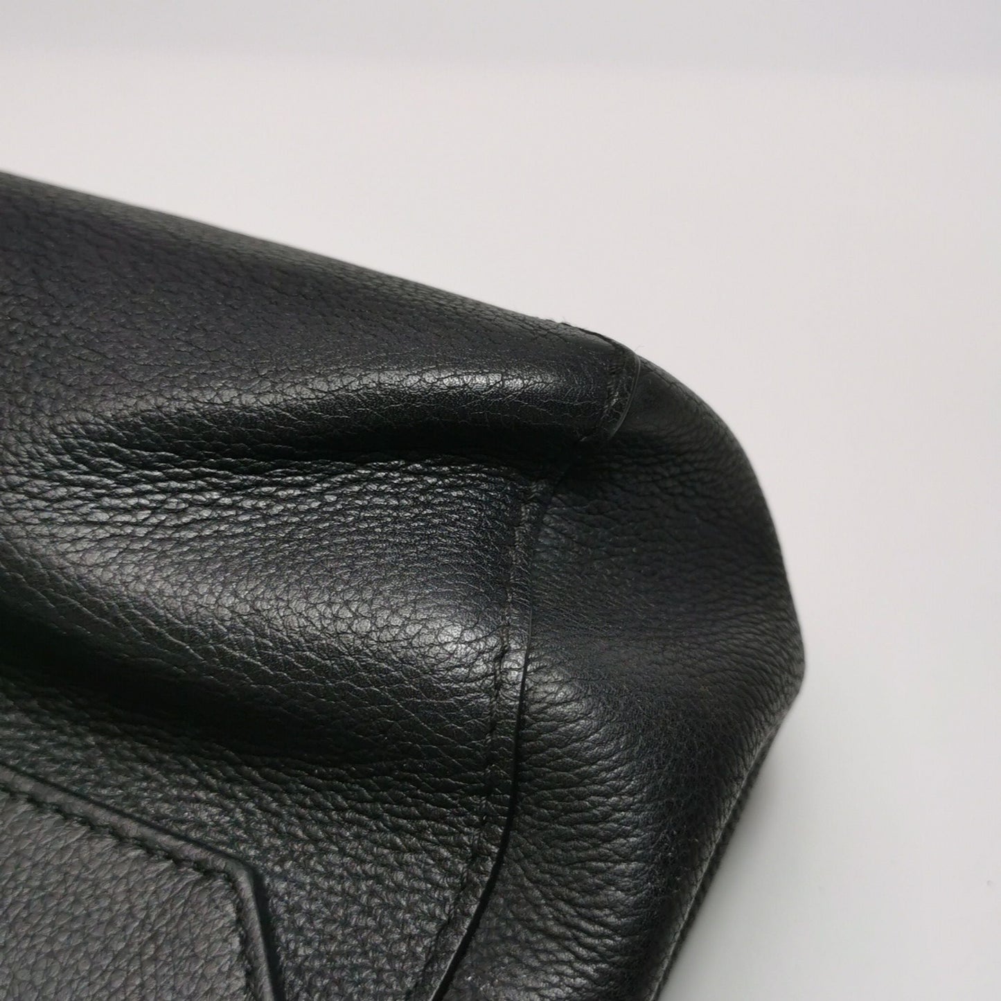 Preloved GLM-Lockme Leather Crossbody Bag 250426781166540