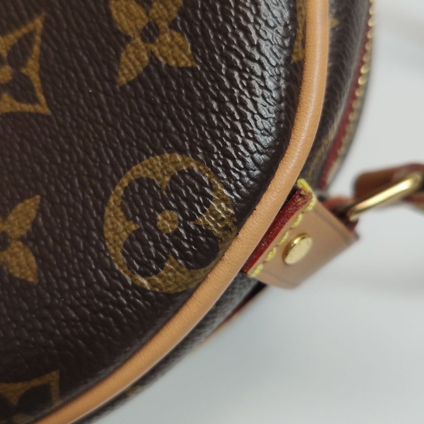 Preloved GLM-Boite Chapeau Small Monogram Crossbody Bag 250422781159725