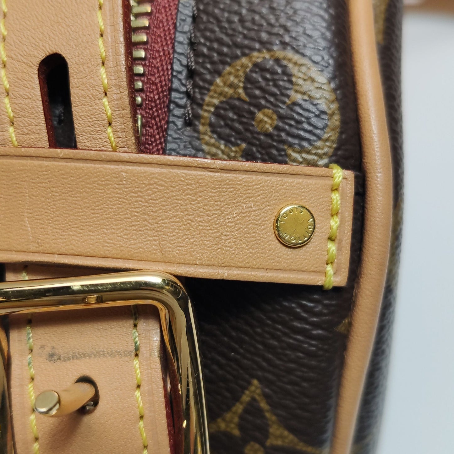 Preloved GLM-Boite Chapeau Small Monogram Crossbody Bag 250422781159725