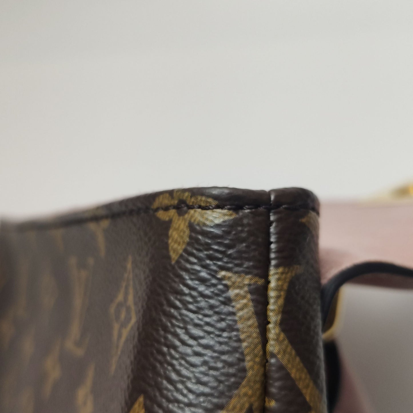 Preloved GLM-Locky BB Monogram Lock Crossbody Bag 250421781159205