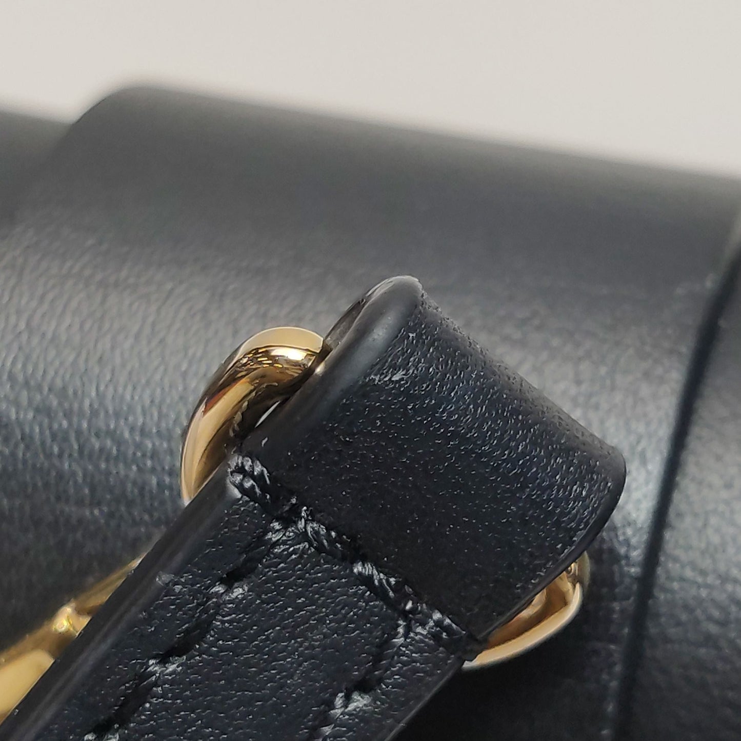 Preloved GLM-Locky BB Monogram Lock Crossbody Bag with Chip 250417781152236
