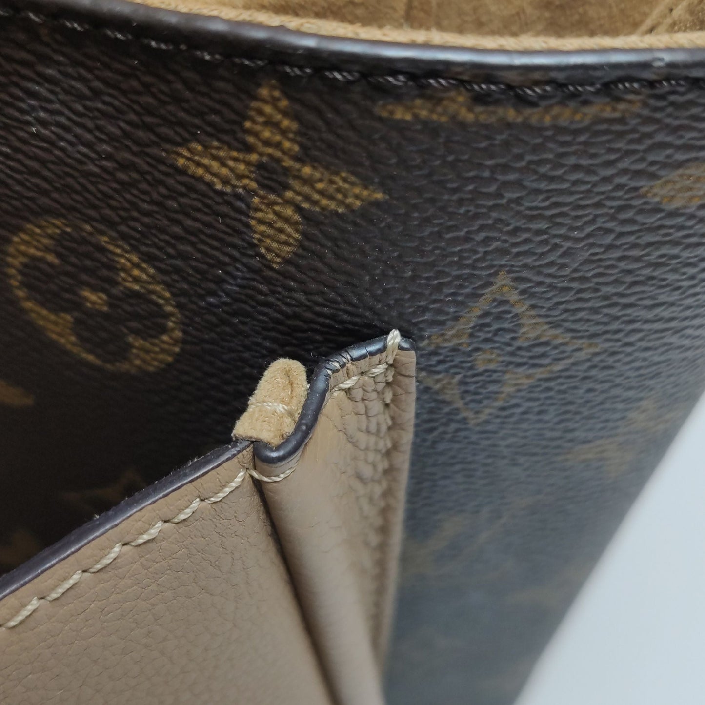 Preloved GLM-Marignan Leather Monogram Crossbody Bag 250417781152286