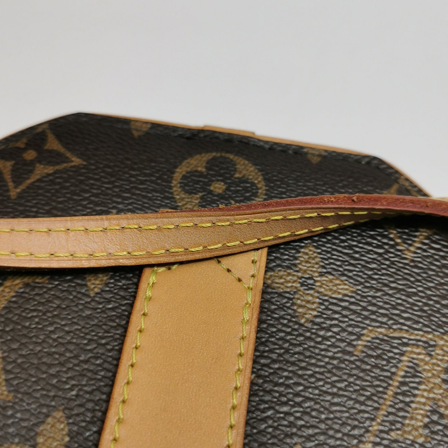 Preloved GLM-Boite Chapeau Mini Monogram Crossbody Bag with Chip 250414781147740