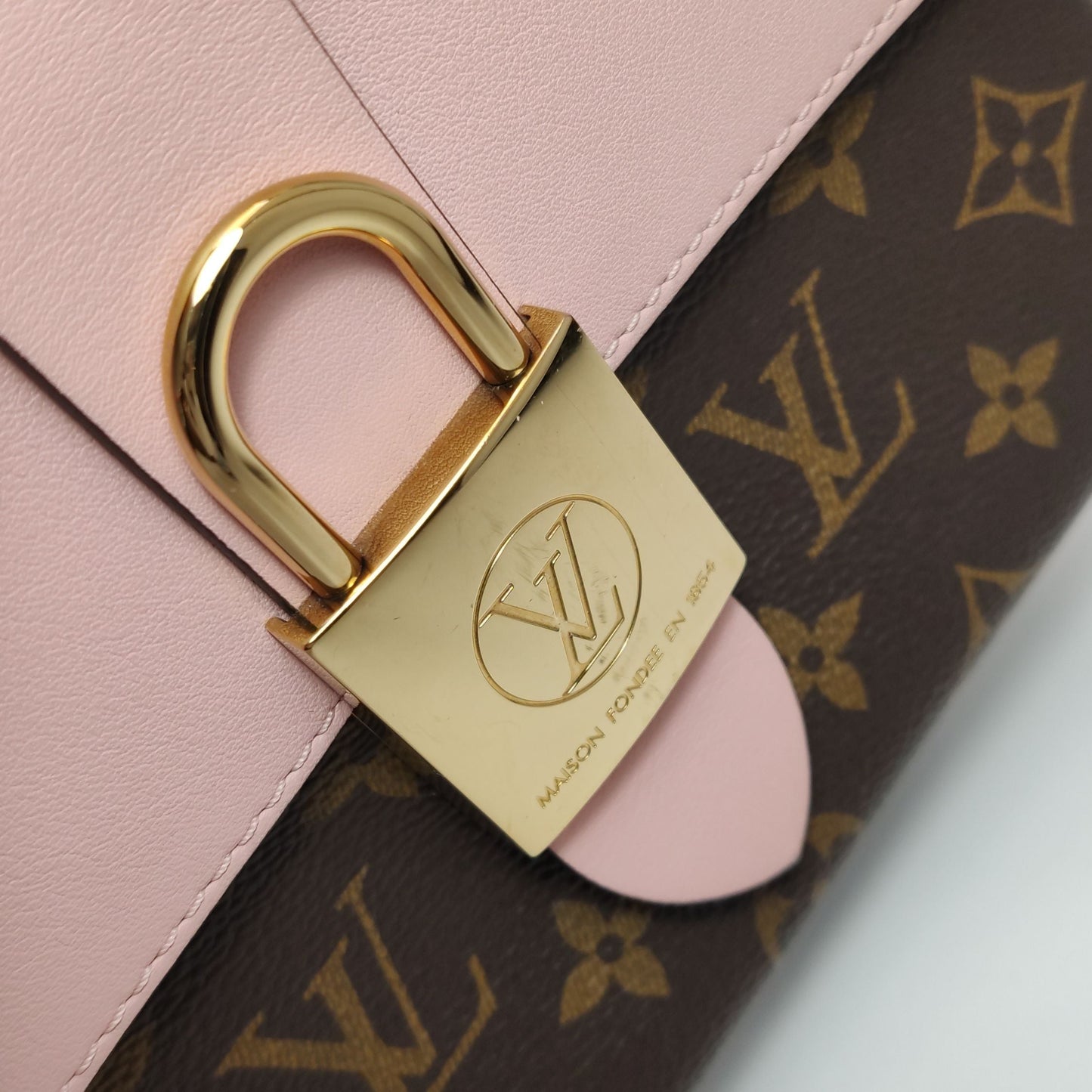 Preloved GLM-Locky BB Monogram Lock Crossbody Bag with Chip 250409781140665