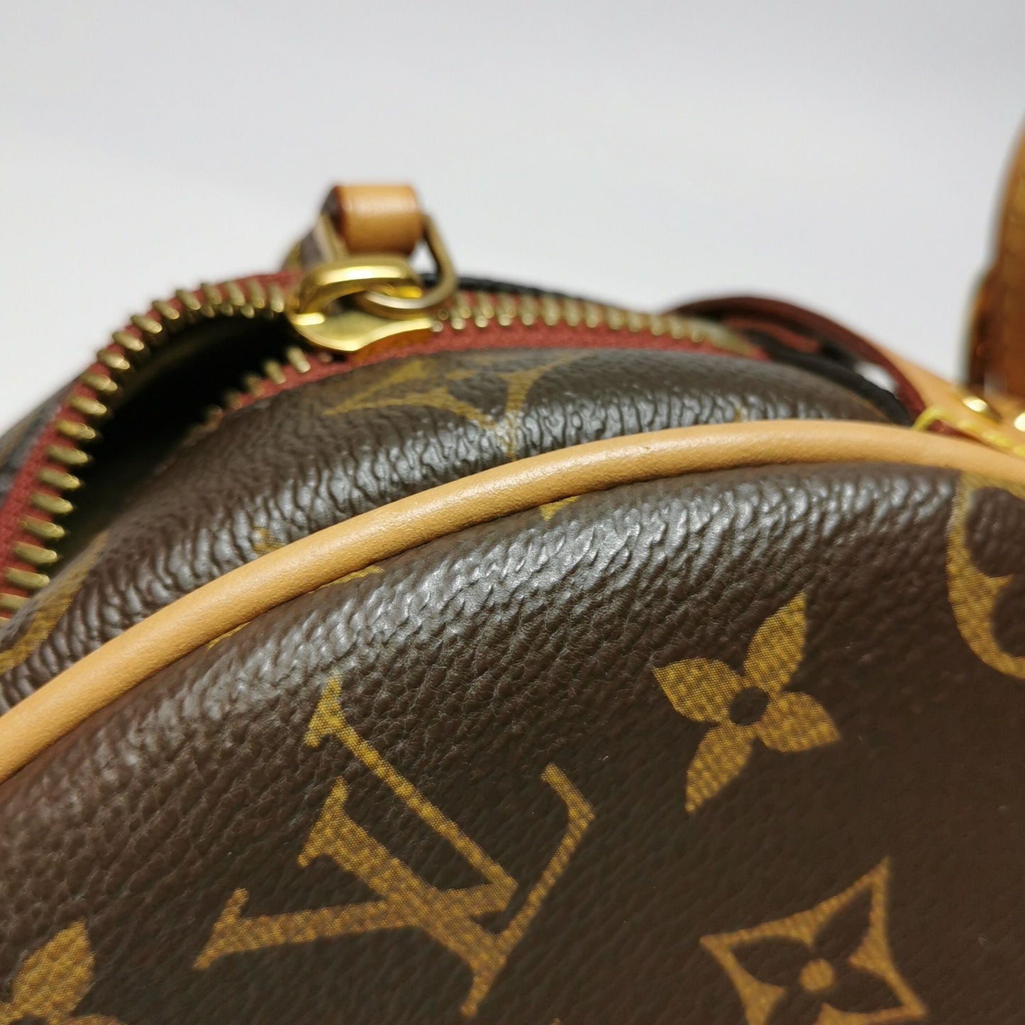Preloved GLM-Boite Chapeau Small Monogram Crossbody Bag 250402781131477
