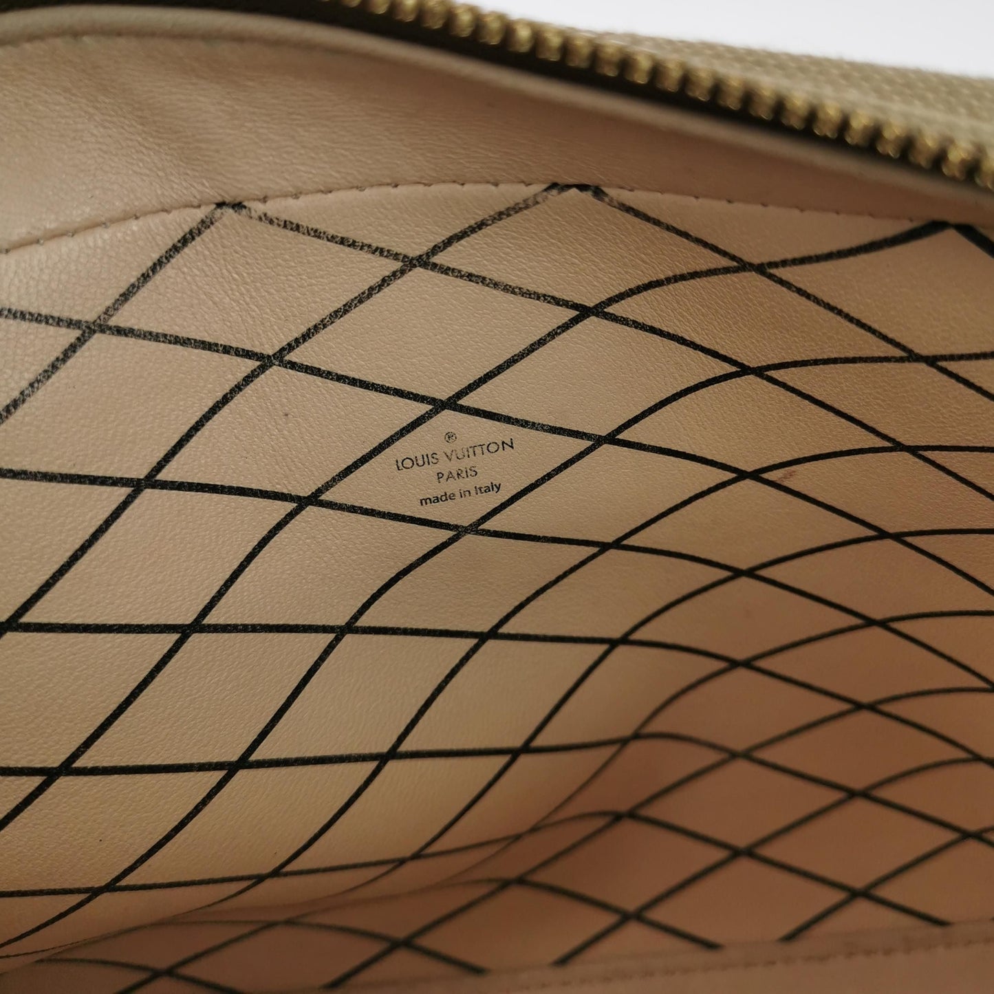 Preloved GLM-Petite Malle Small Box Calfskin Canvas S-lock Crossbody Bag 250329781126109