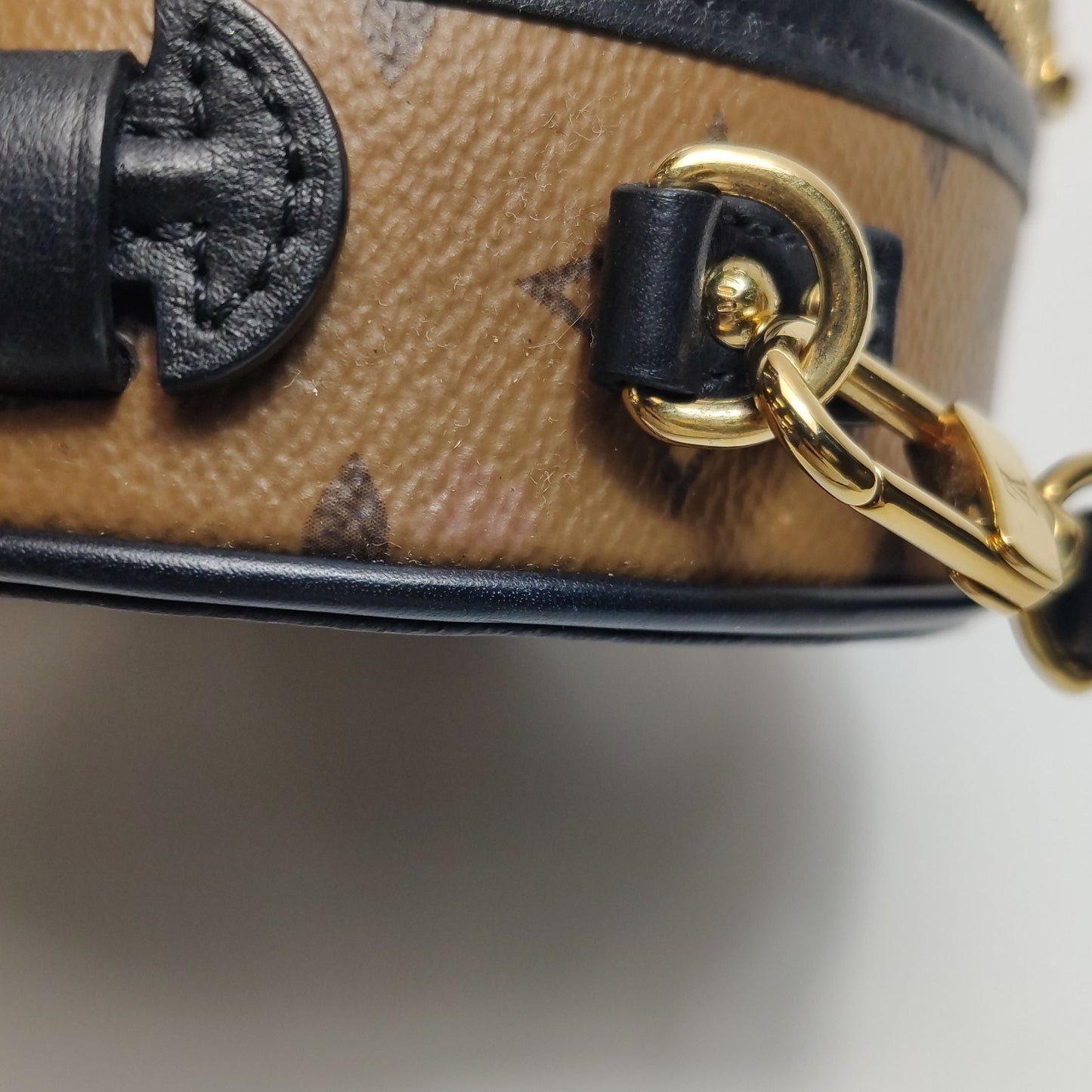 Preloved GLM-Boite Chapeau Mini Calfskin Reverse Monogram Crossbody Bag with Chip 250328781123965