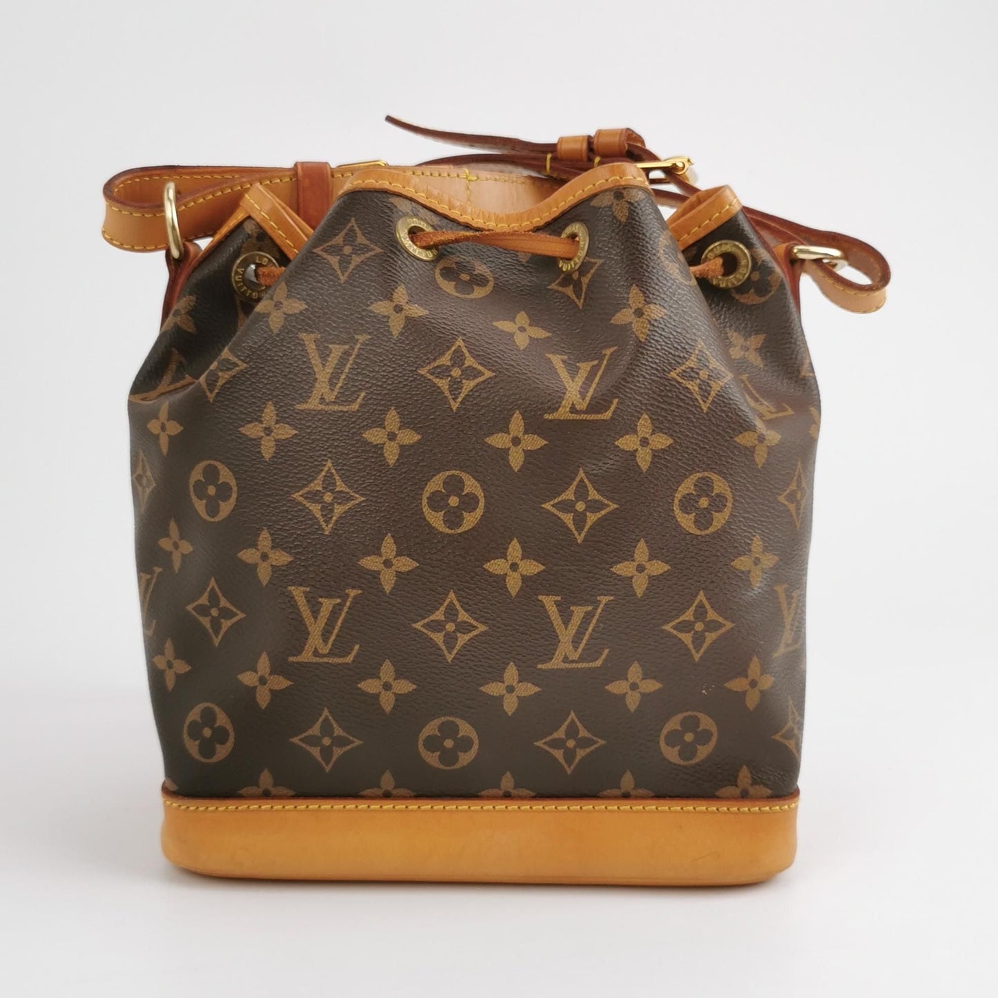 Preloved GLM-NOE BB Monogram Drawstring Crossbody Bag 250401781129666