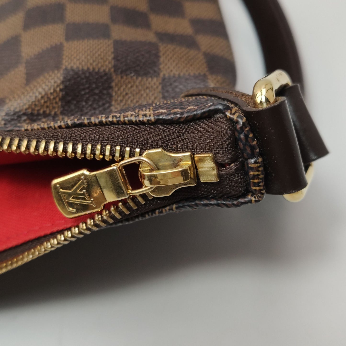 Preloved GLM-Bloomsbury Leather Checkered Pleated Crossbody Bag 250323781117522