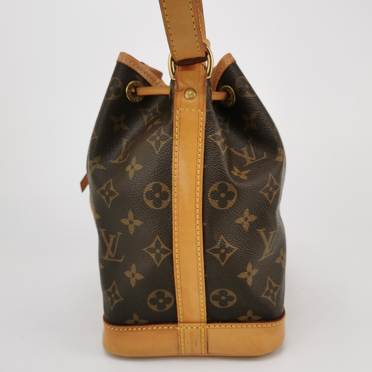 Preloved GLM-NOE BB Monogram Canvas Drawstring Crossbody Bag 250323781117189