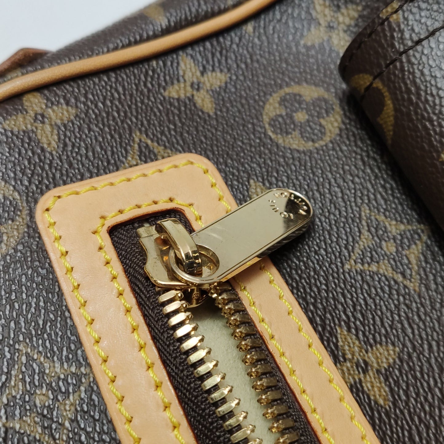 Preloved GLM-Manhattan Monogram Crossbody Bag 250317781109104