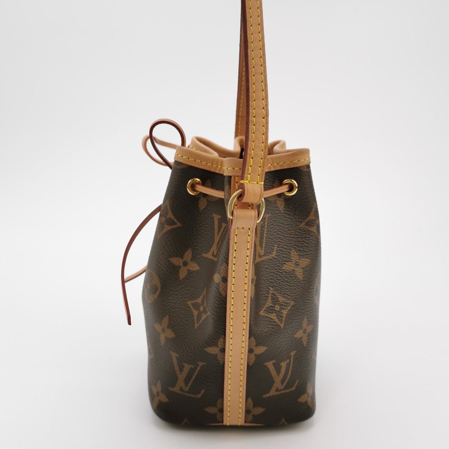 Preloved GLM-NOE Nano Leather Monogram Drawstring Crossbody Bag 250315781106252