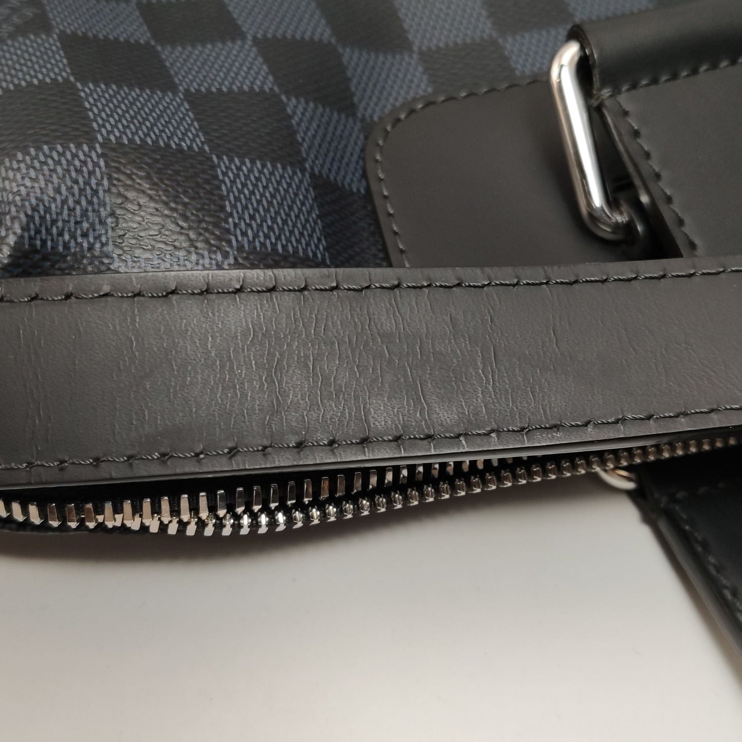 Preloved GLM-Porte-Documents Jour Leather Checkerboard Trim Monogram Crossbody Bag 250311781100655