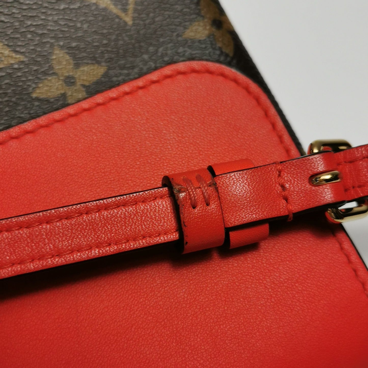 Preloved GLM-Locky BB Monogram Lock Crossbody Bag 250303781088965